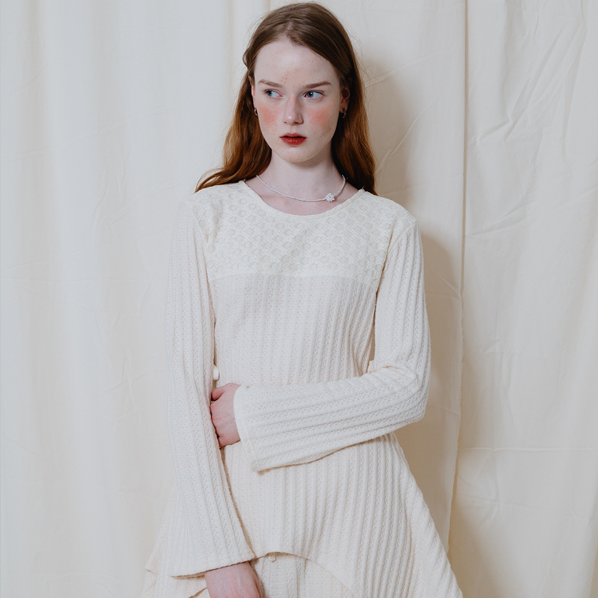테레루(TERERU) Draping long sleeve Ivory
