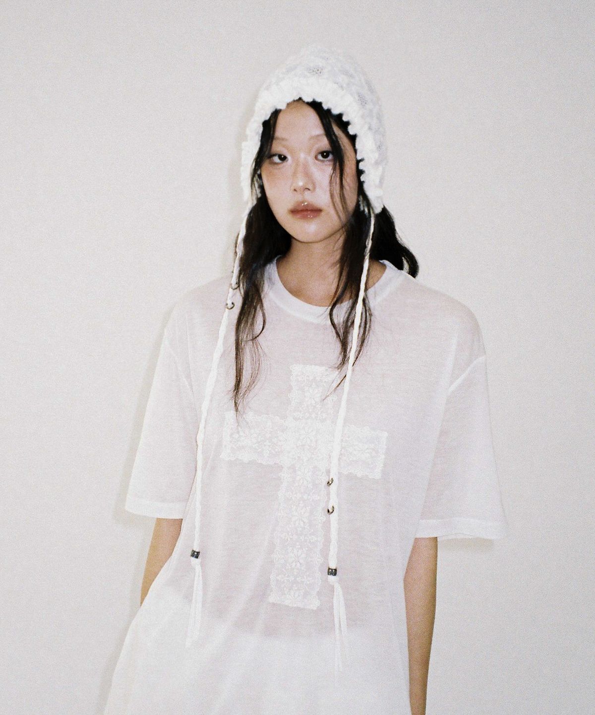 클럿 스튜디오(CLUT STUDIO) 피어싱 하트 보넷 – 아이보리