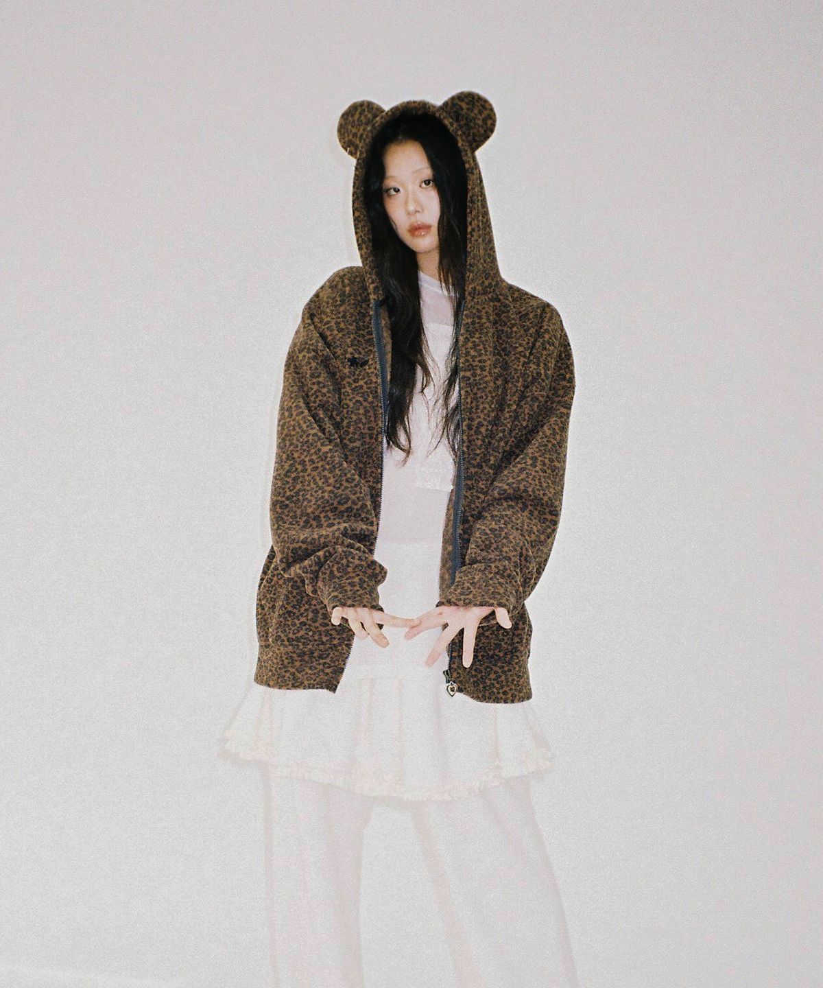 클럿 스튜디오(CLUT STUDIO) 테디 레오파드 후드 집업 - 브라운