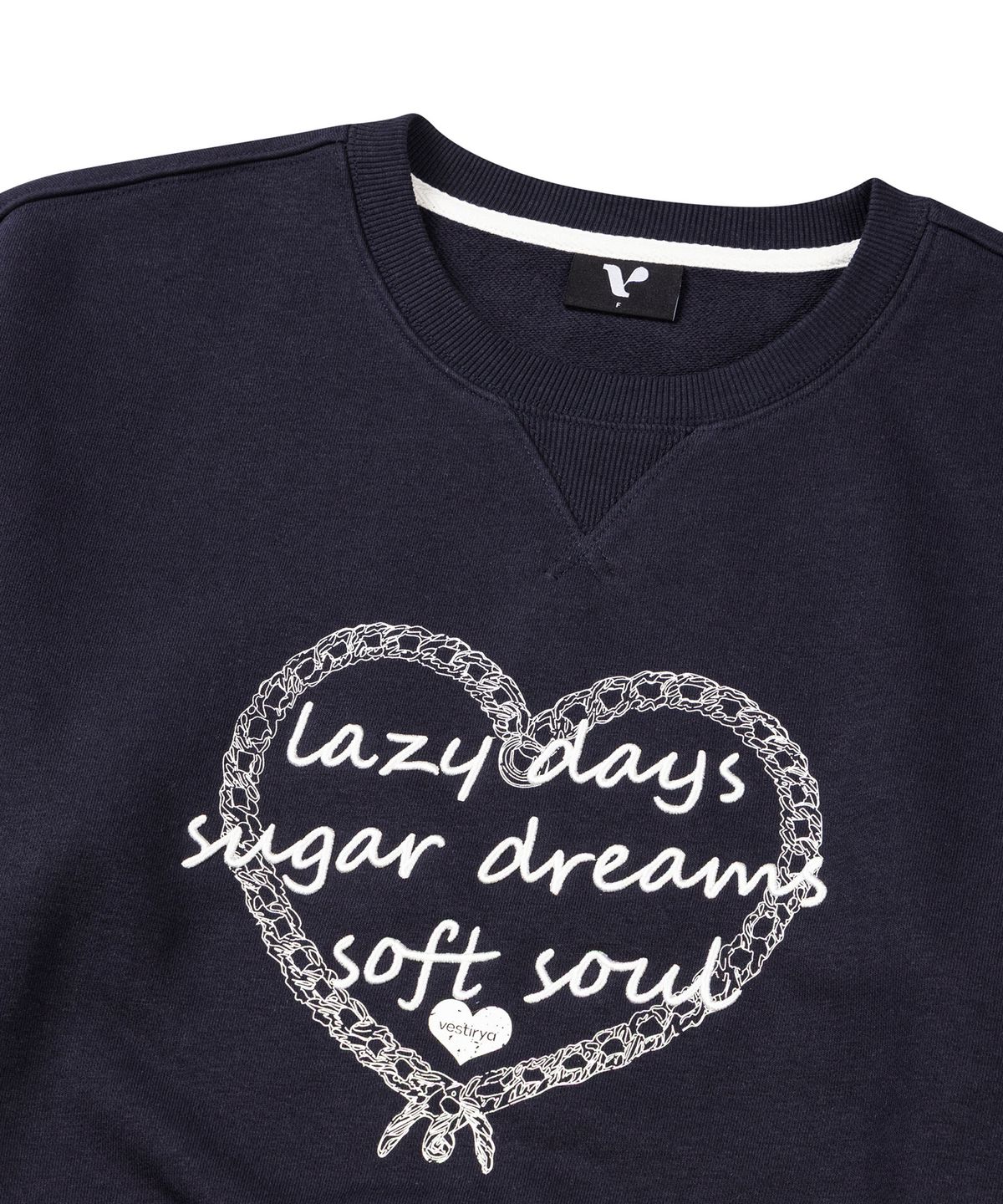 베스티리아(VESTIRYA) Dreamy Heart Crop Sweatshirts Navy