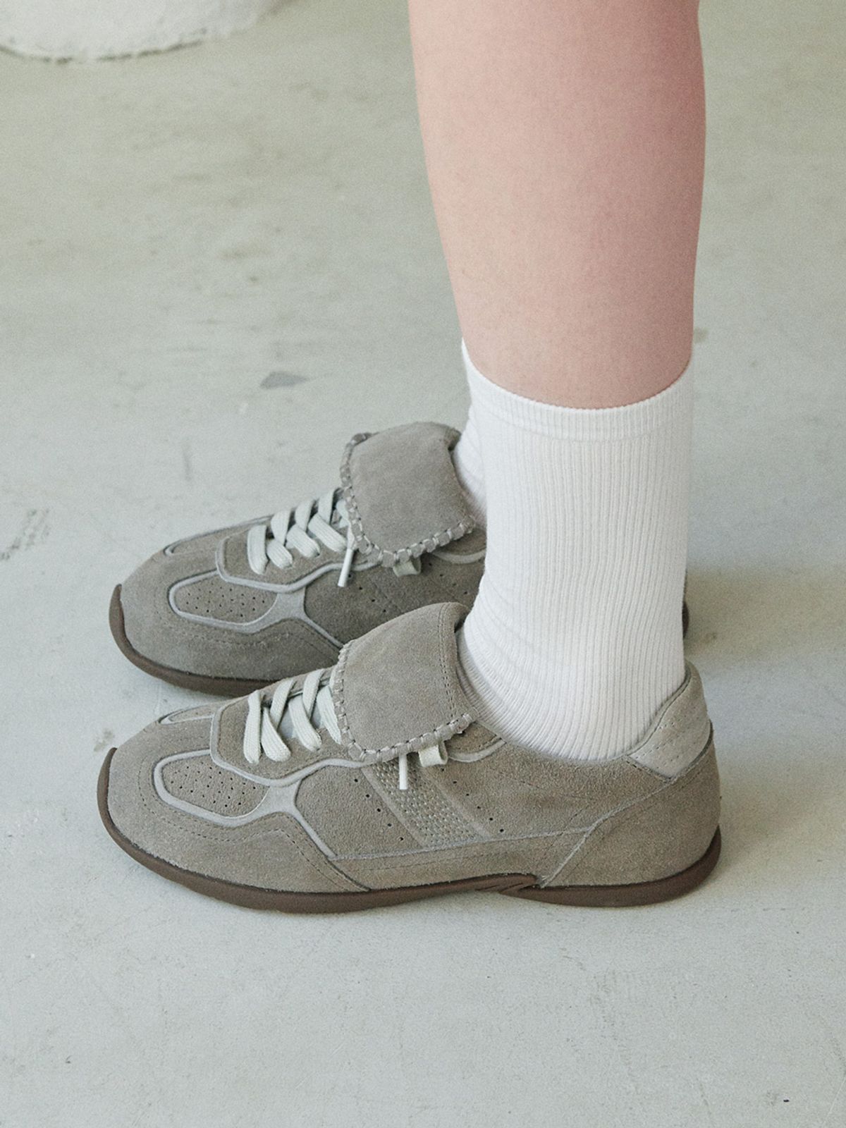 프리플라(FRI FLA) ljh829 Stitch Flap Sneakers - 3 Colors