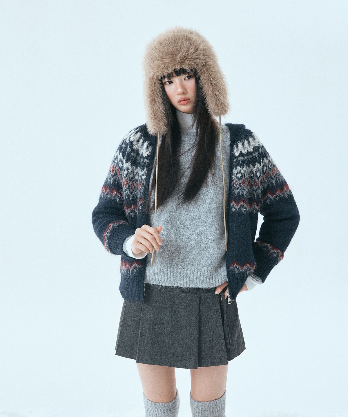 미쏘(MIXXO) 스트랩 플리츠 미니 스커트_MIWWHG104G