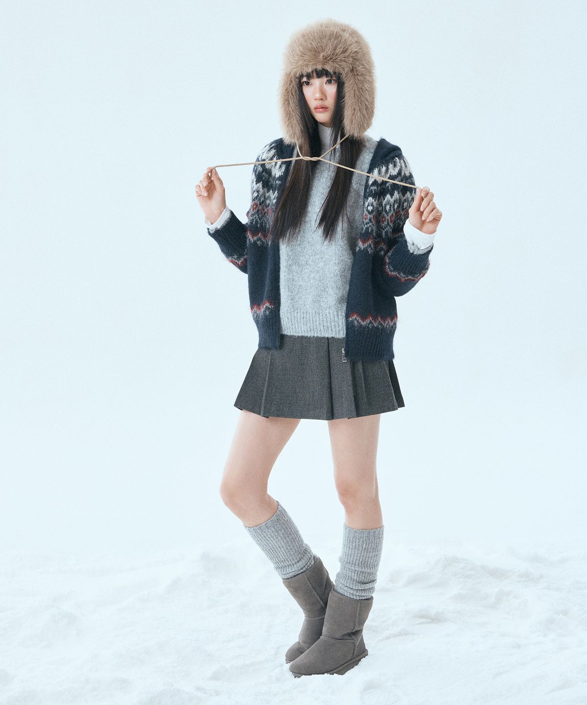 미쏘(MIXXO) 스트랩 플리츠 미니 스커트_MIWWHG104G