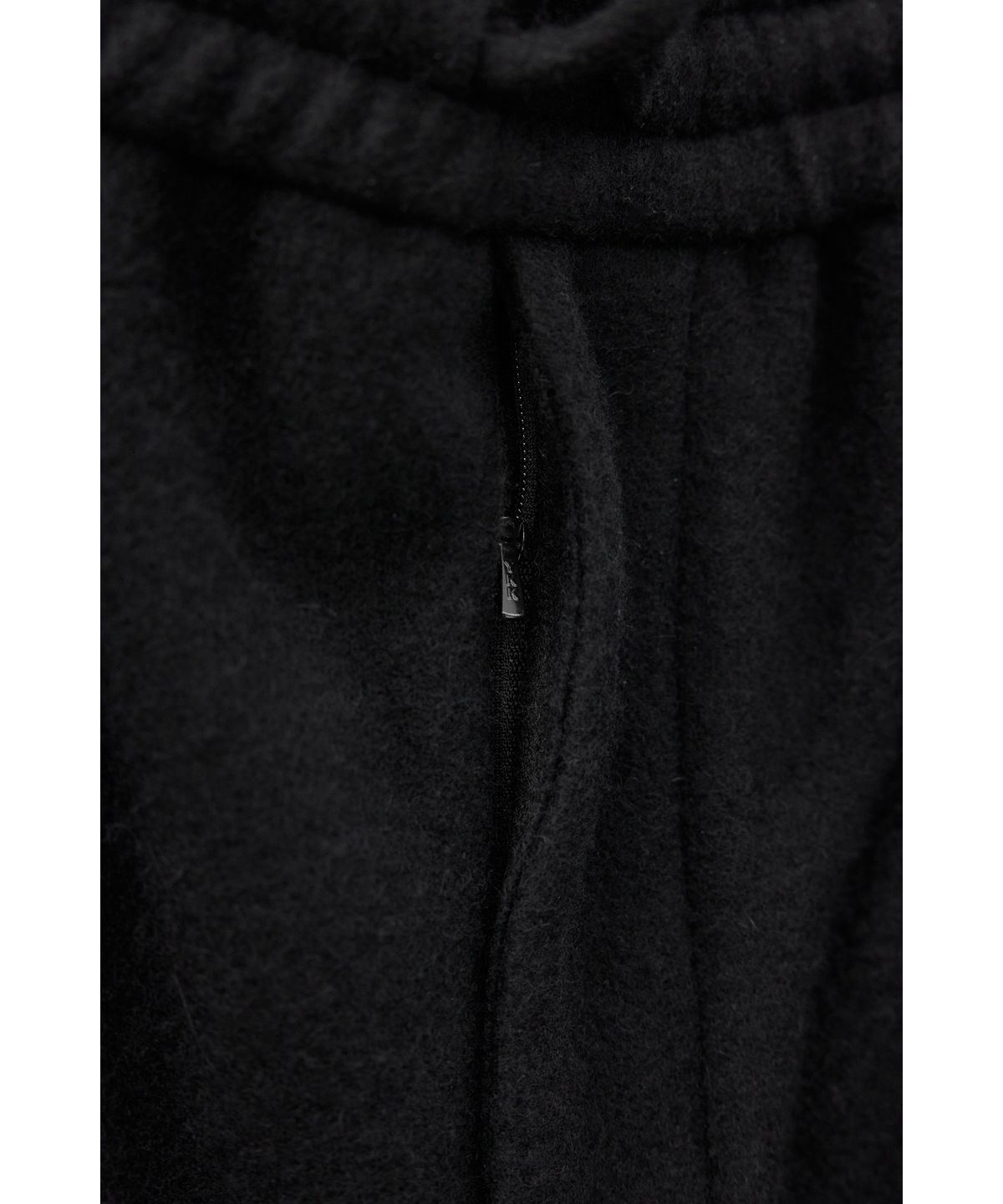 유스(YOUTH) Boiled Wool Half Pants - Black