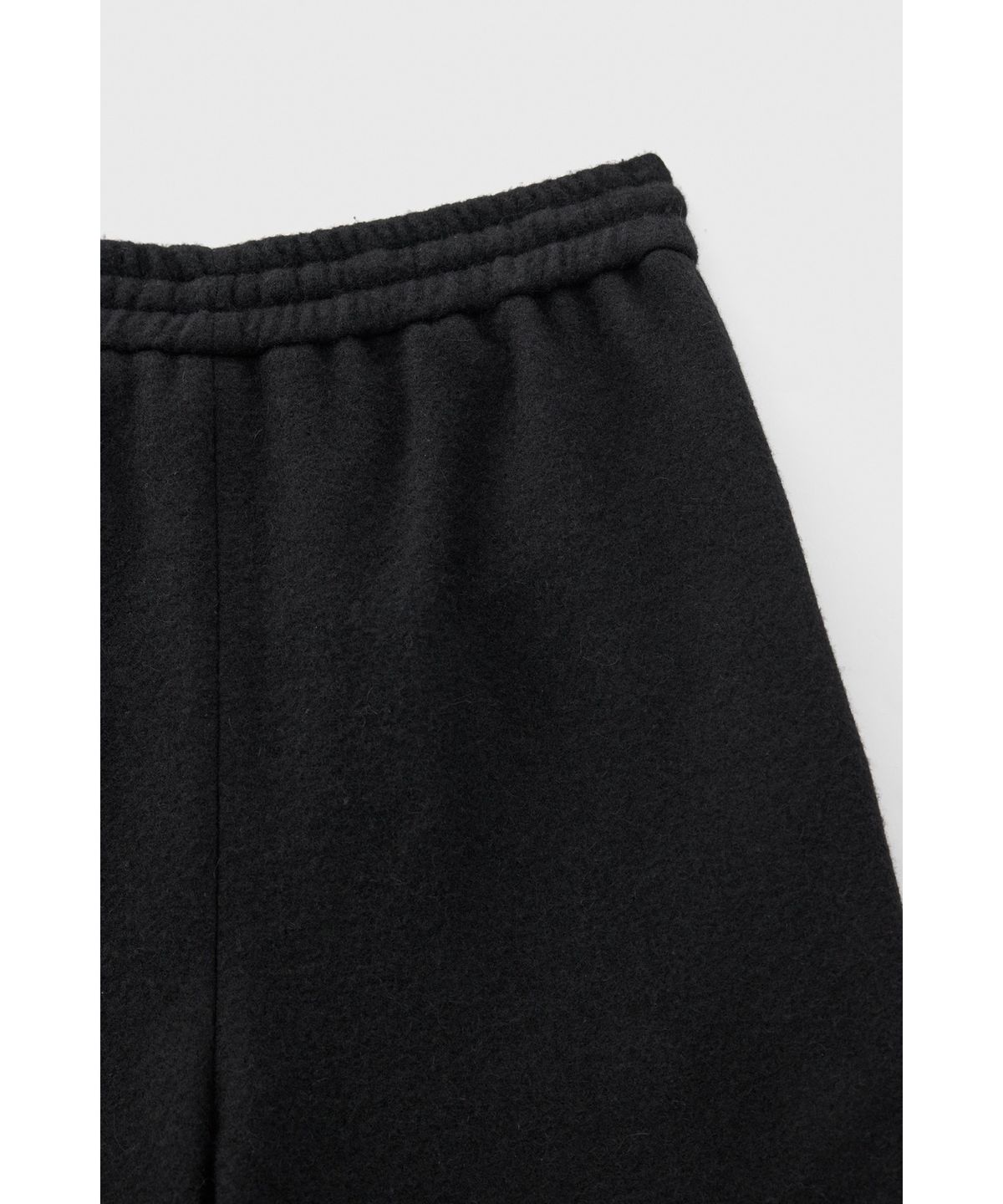 유스(YOUTH) Boiled Wool Half Pants - Black