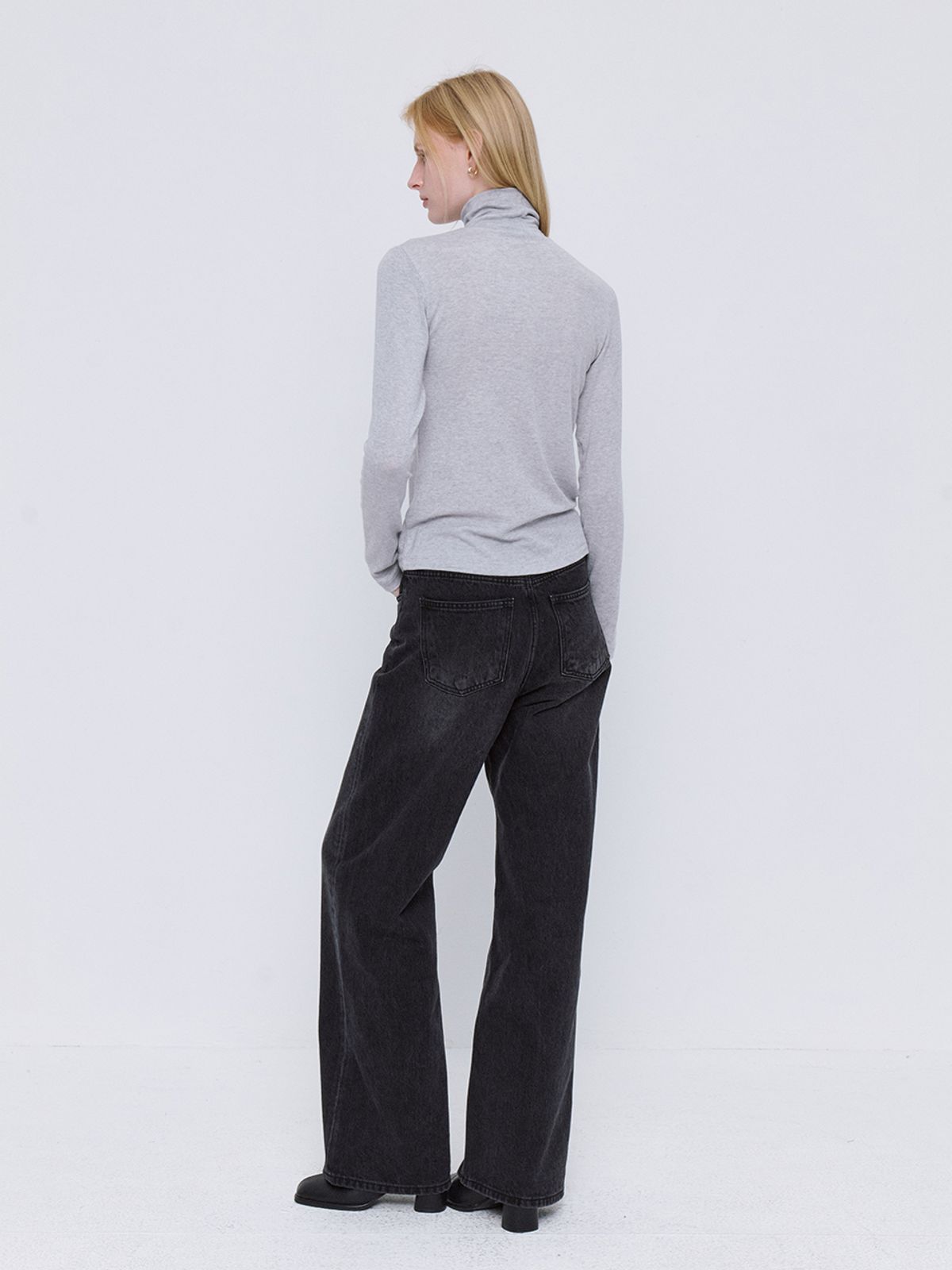 르세지엠(LESEIZEME) Soft Wool Tencel Turtleneck T-Shirt - LightGray