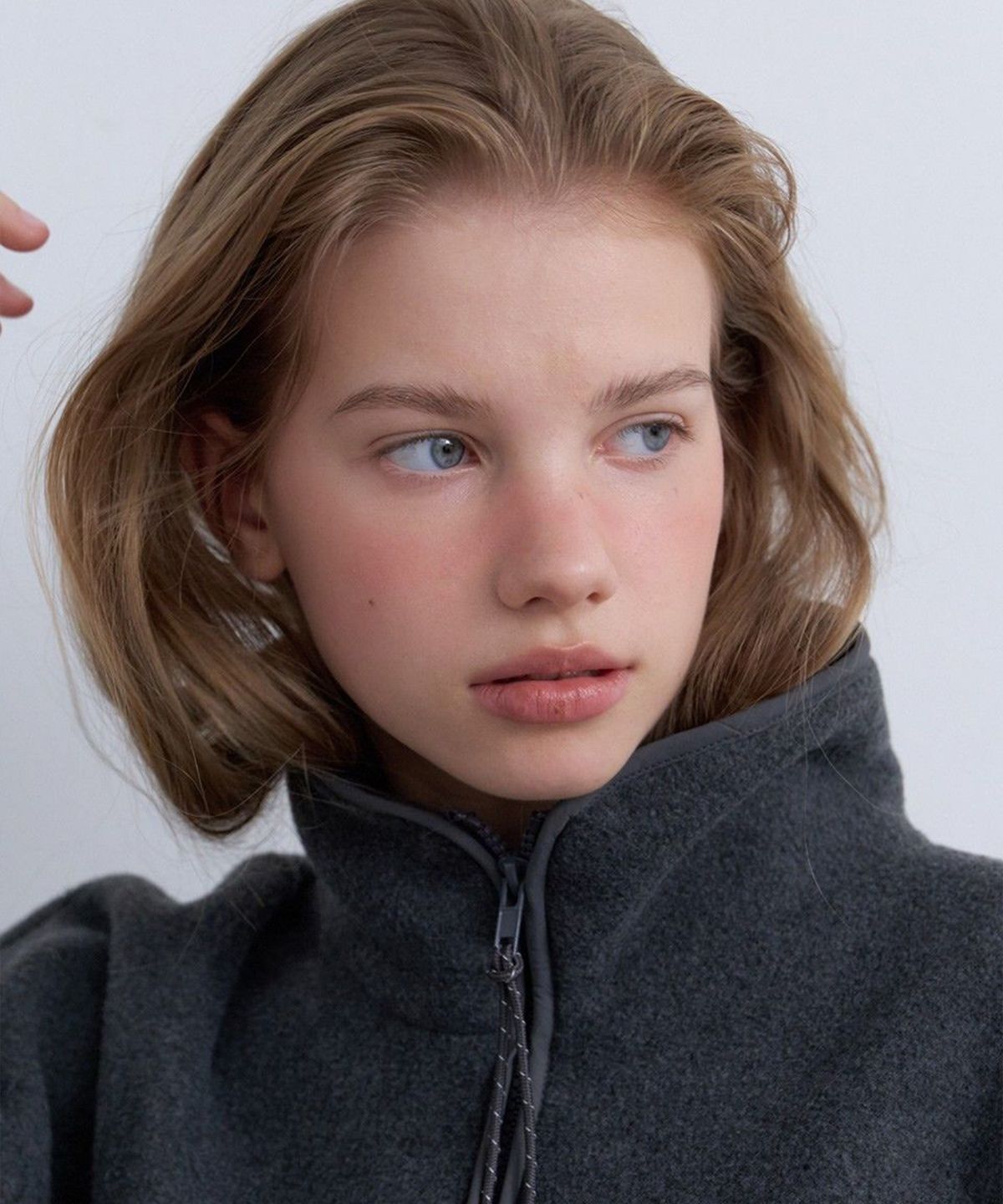 뮈르뮈르(MURMURE) 케르 플리스 하프집업 스웻셔츠_Kerr Sweatshirt_2colors