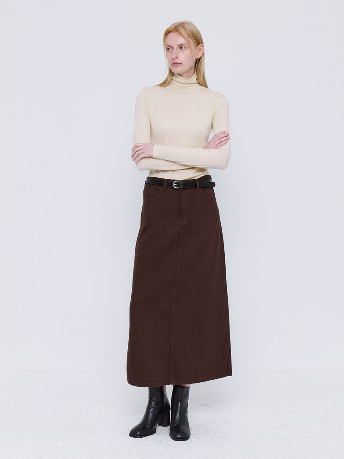 르세지엠(LESEIZEME) Classic Silky Long Skirt - Brown