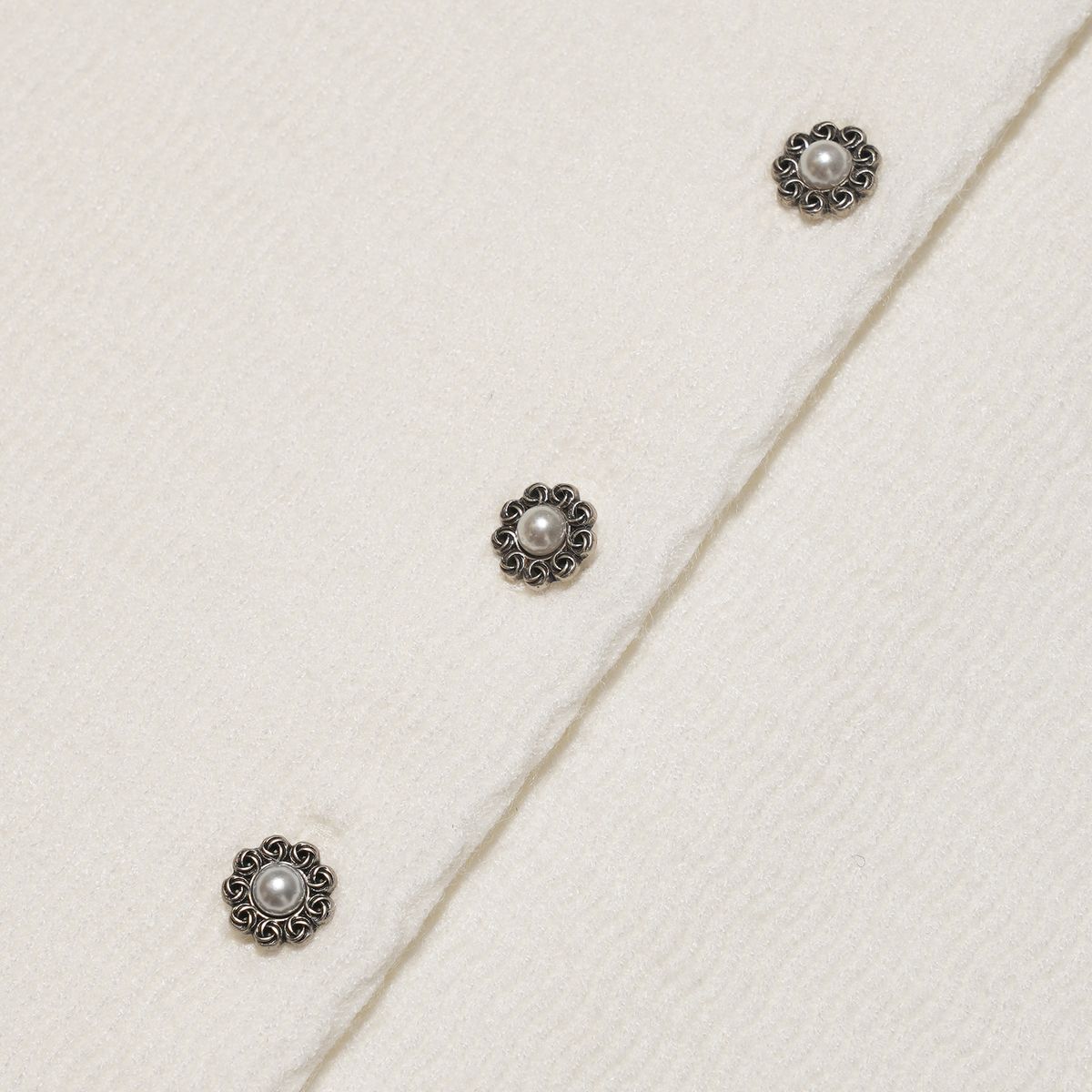 테레루(TERERU) Wave Line Cardigan White