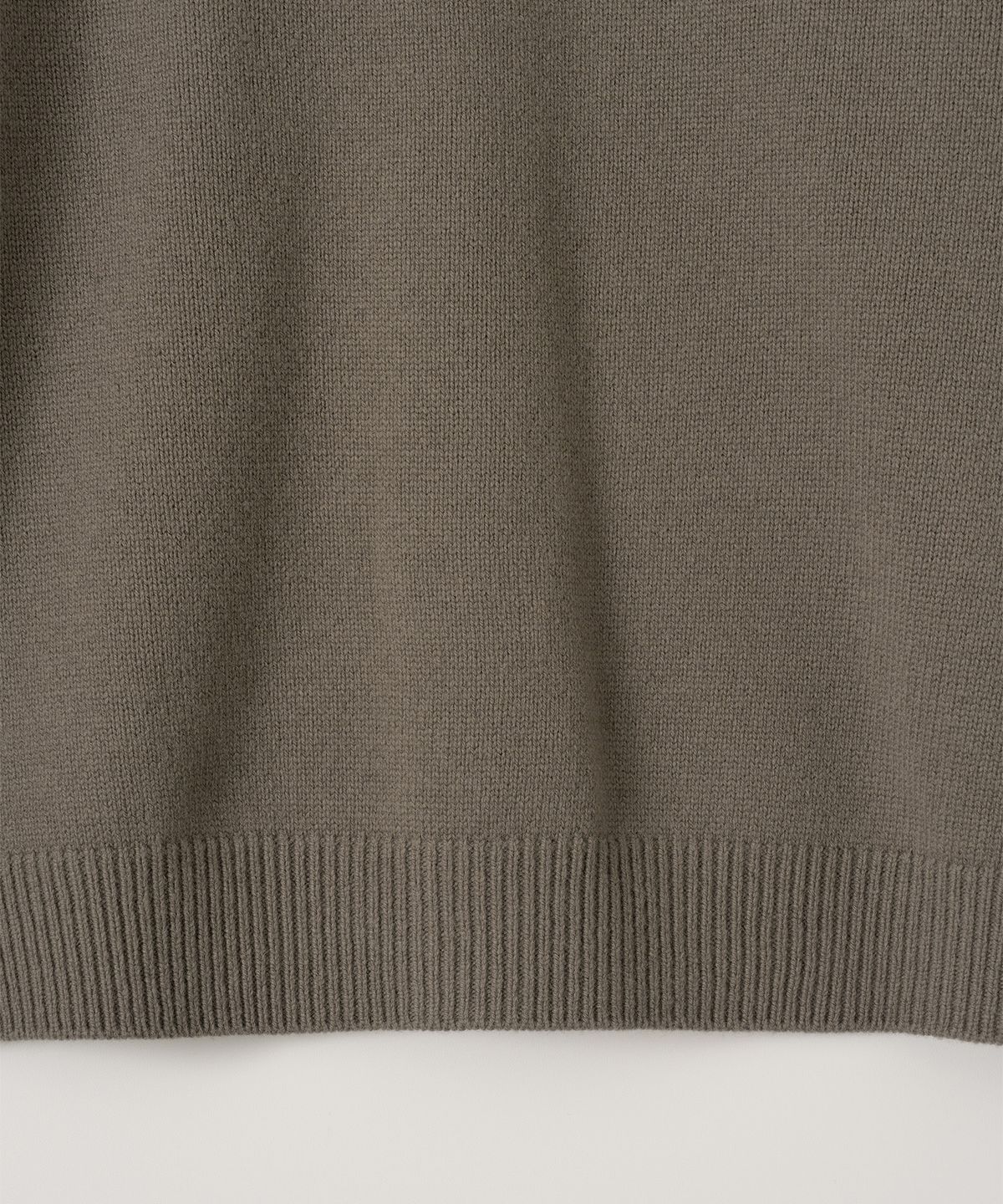 어나더 오피스(ANOTHER OFFICE) Scape Polo Wool Cardigan (Grey Oxide)