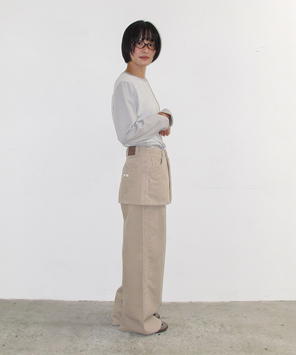 론론(RONRON) HEART POCKET CORDUROY SKIRT LAYERED PANTS BEIGE