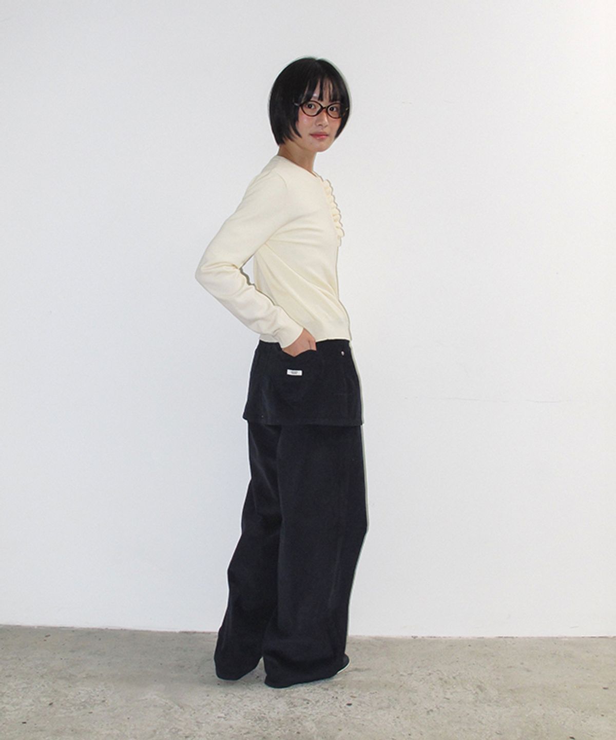 론론(RONRON) HEART POCKET CORDUROY SKIRT LAYERED PANTS NAVY