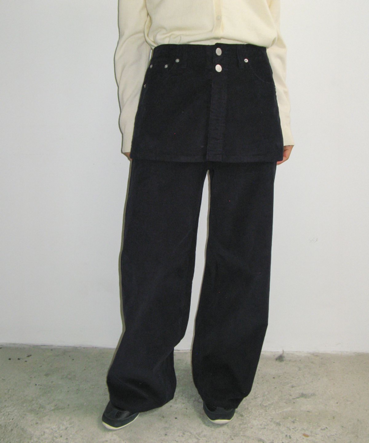 론론(RONRON) HEART POCKET CORDUROY SKIRT LAYERED PANTS NAVY