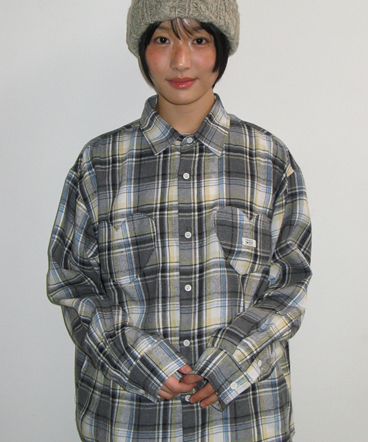 론론(RONRON) DOUBLE HEART POCKET CHECK SHIRT BLACK