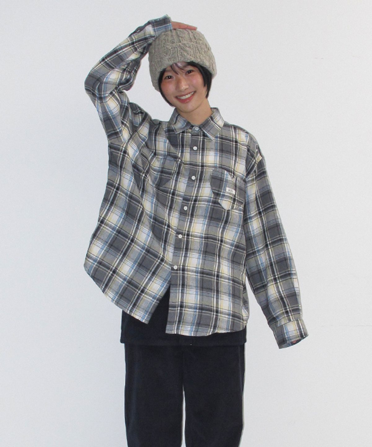 론론(RONRON) DOUBLE HEART POCKET CHECK SHIRT BLACK