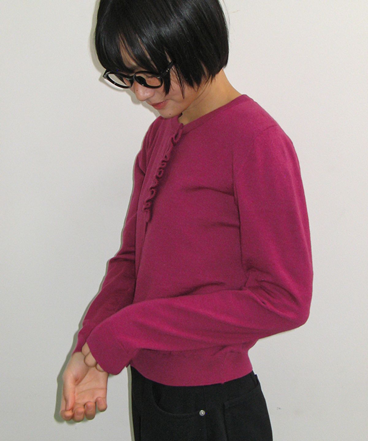 론론(RONRON) FRILL BUTTON KNIT CARDIGAN PURPLE
