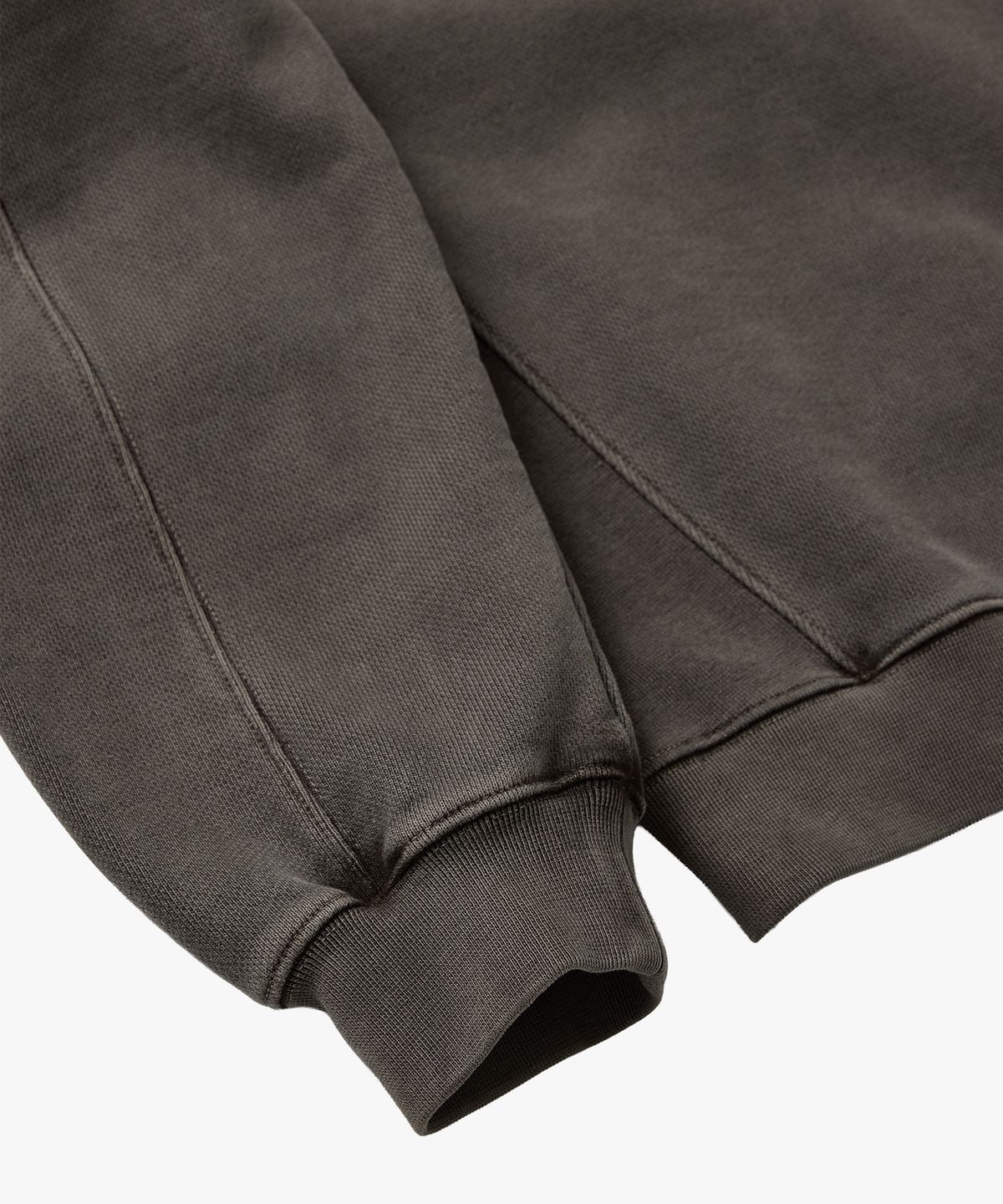 리오므(RIOMEU) 언발란스 절개 피그먼트 헤비 스웻셔츠_Charcoal Brown : RADIANT135