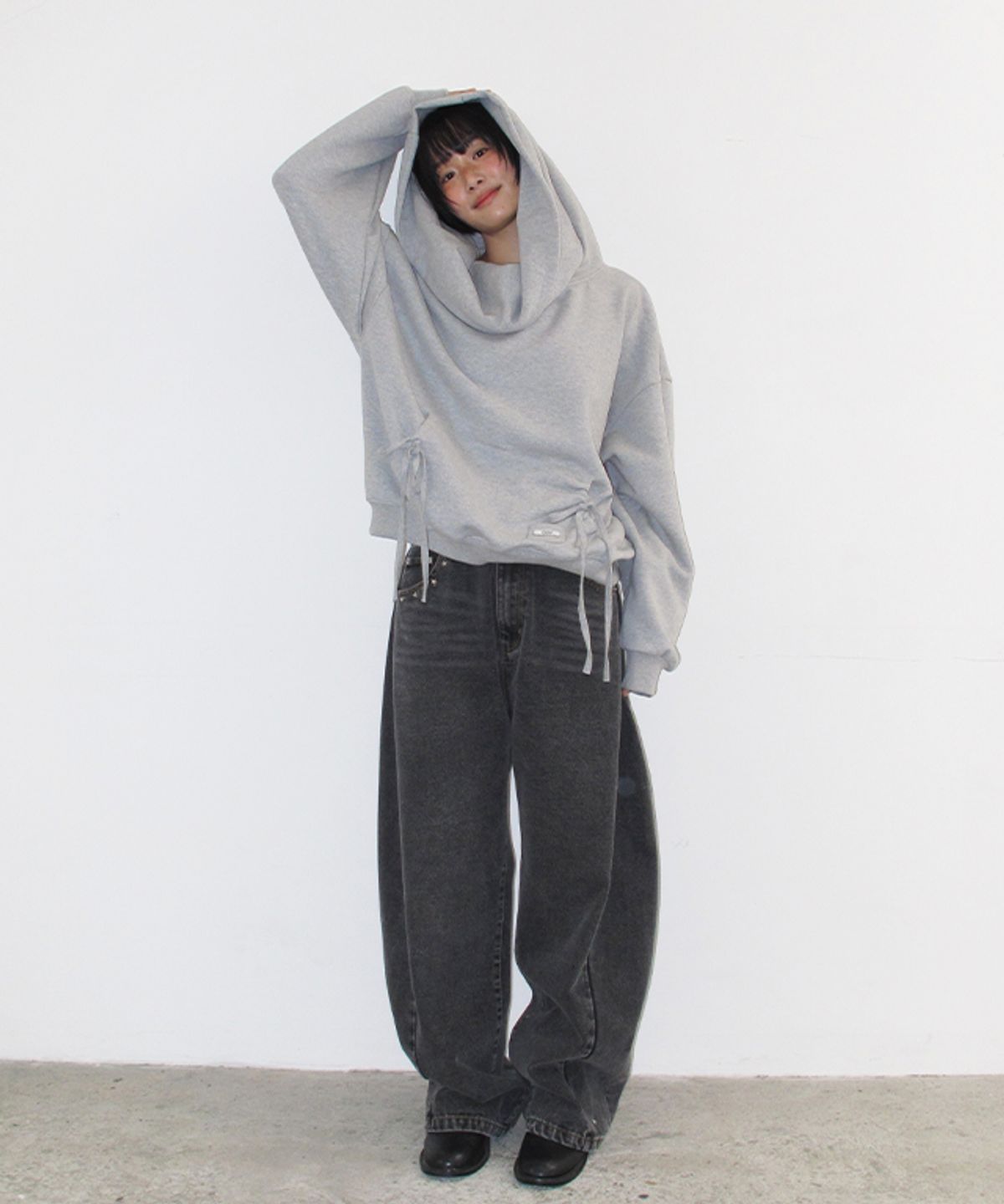 론론(RONRON) STUD BALLOON DENIM PANTS BLACK