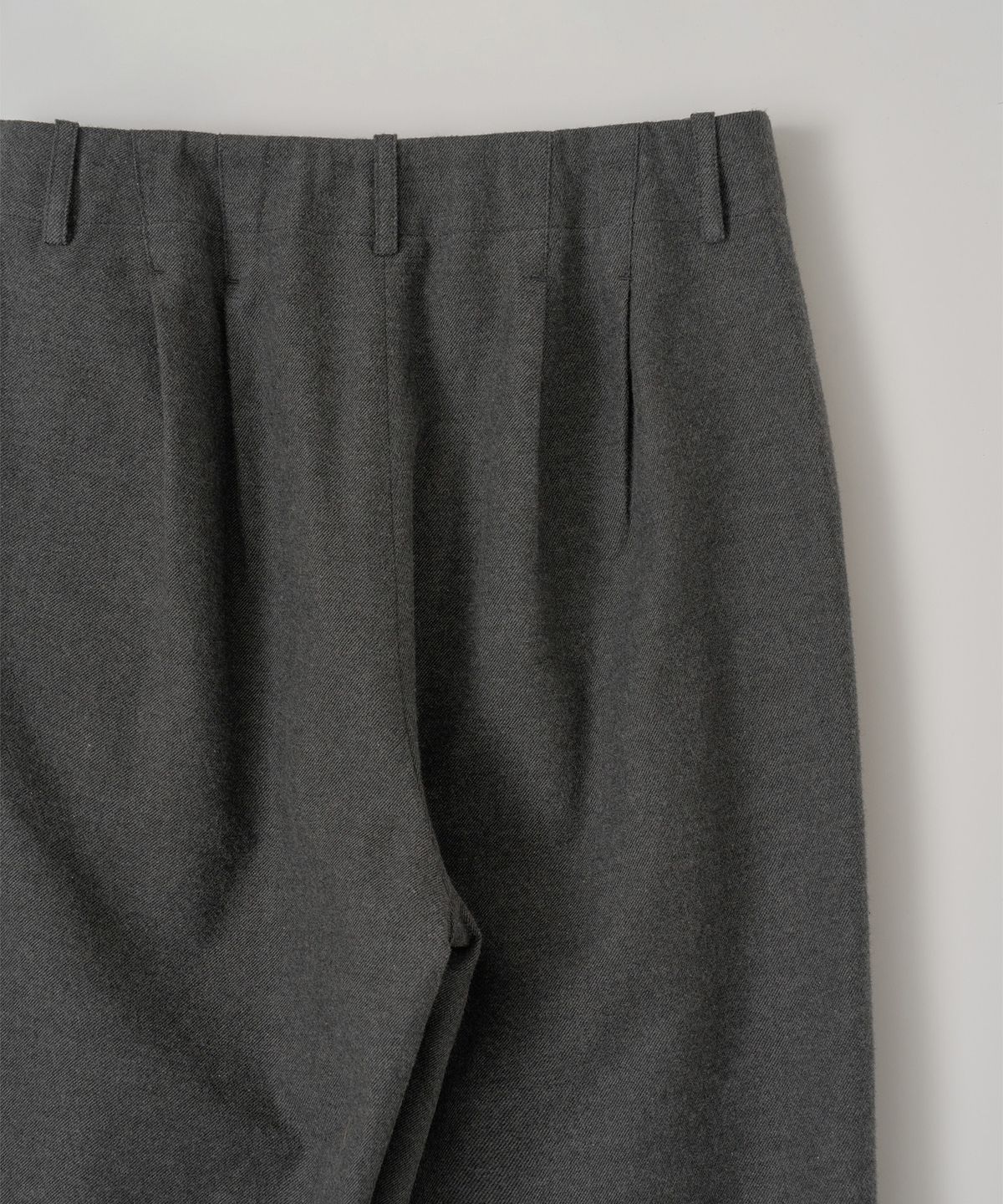 어나더오피스 우먼(ANOTHER OFFICE WOMEN) w. Yark wool Tie-up Easy Pants (Heather Charcoal)