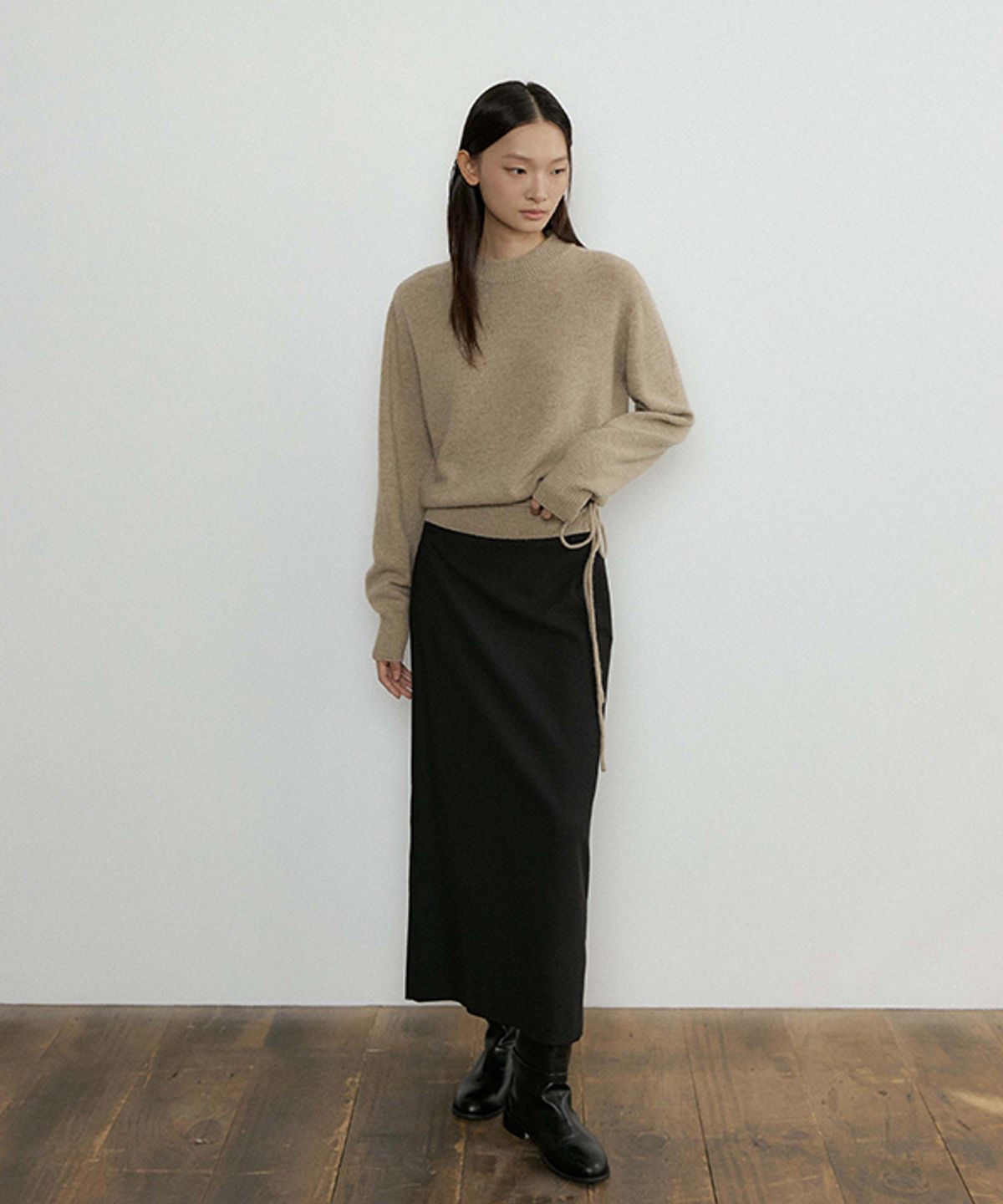 링서울(LINGSEOUL) mock neck knit-beige