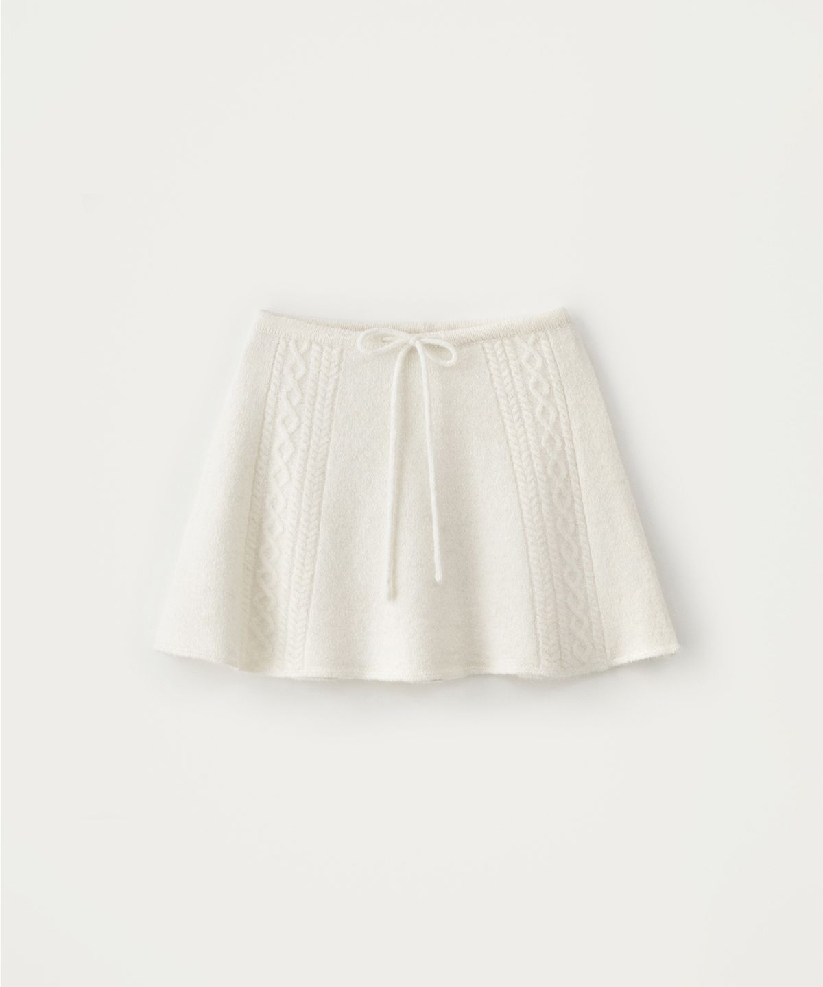 썸웨어버터(SOMEWHEREBUTTER) Alpaca Cable Mini Skirt - Ivory