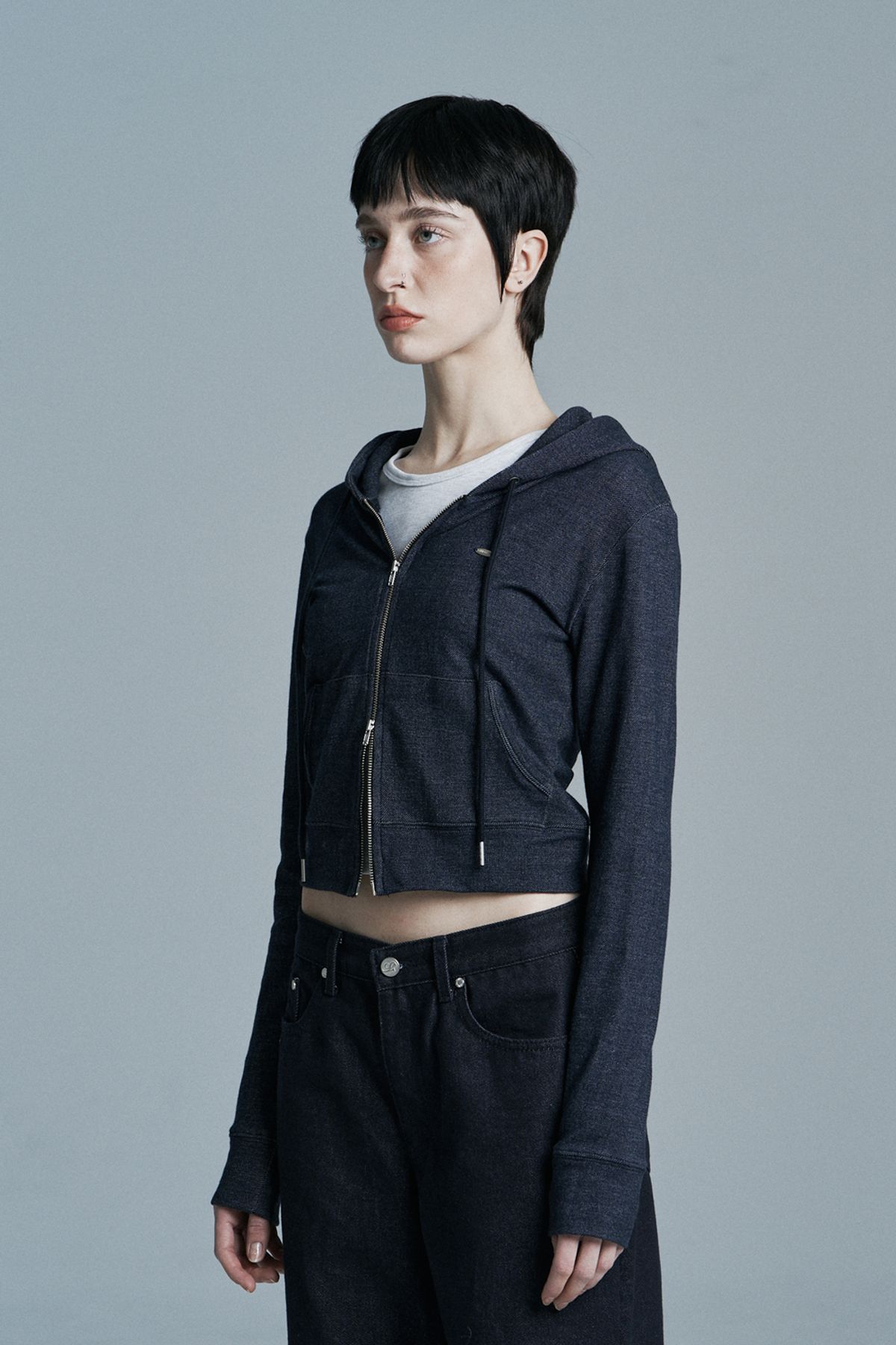 시너진(SYNERJYN) INDIGO SLIM DENIM ZIP UP BLACK