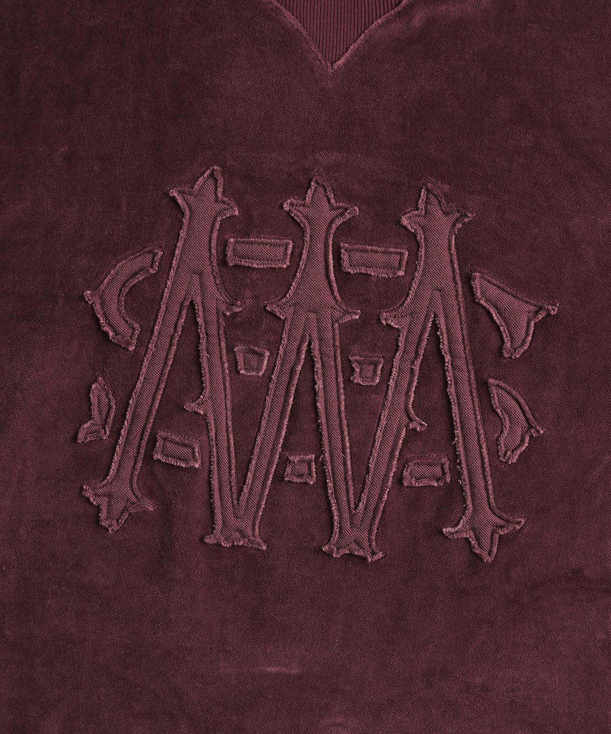 미나수(MENASOO) Applique Velour Sweatshirt_Burgundy