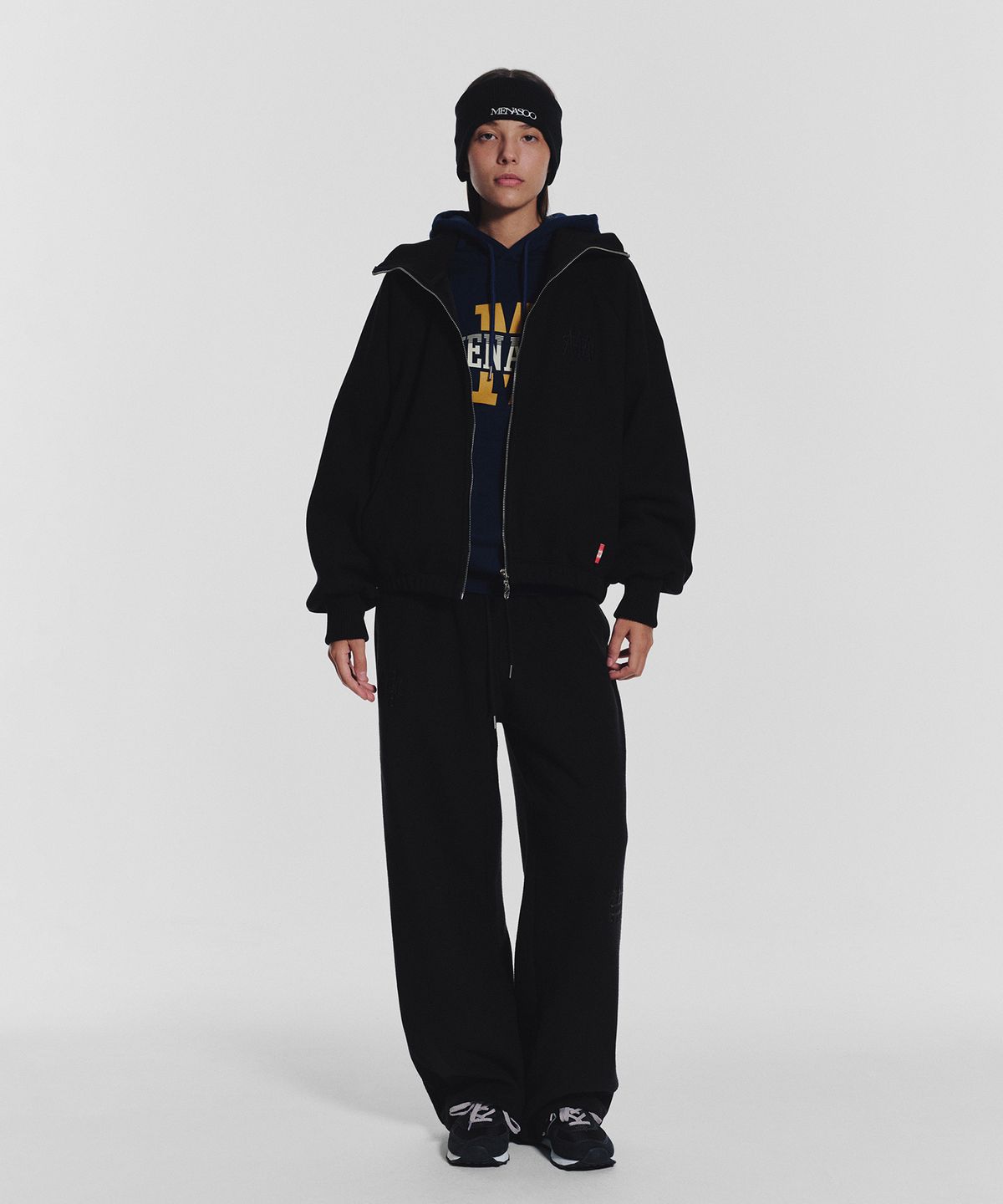 미나수(MENASOO) Waffle Mink Daily Hooded Zip Up_Black