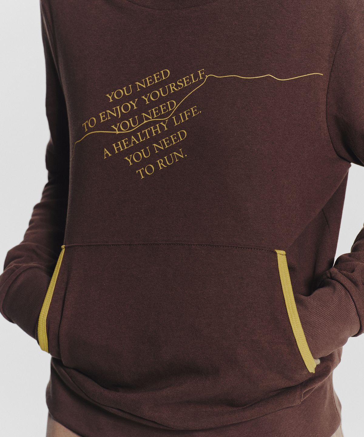 미나수(MENASOO) MNS Track Binding High Neck Hoodie_Brown