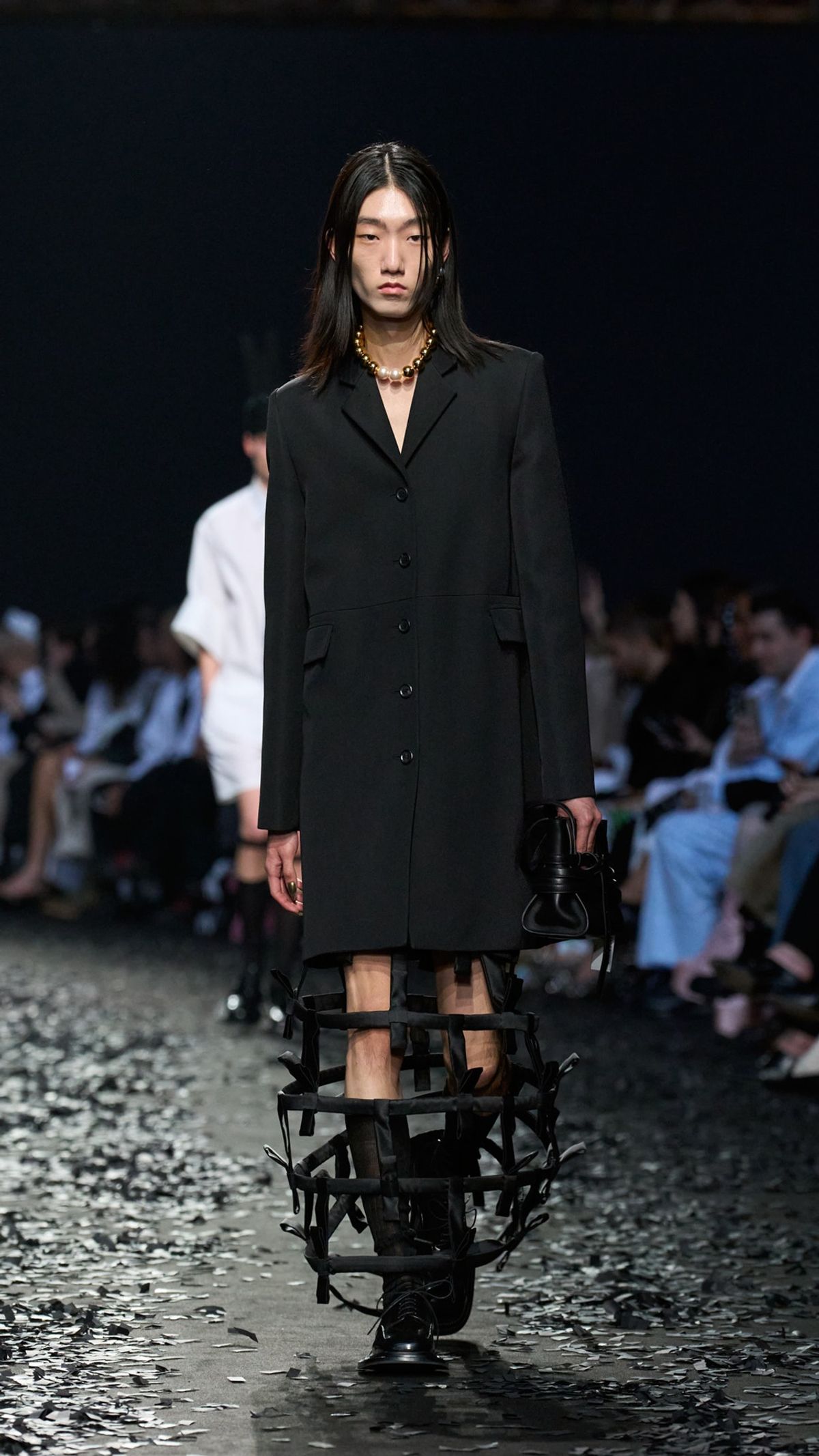 모스키노(MOSCHINO) 혼방 테일러드 코트