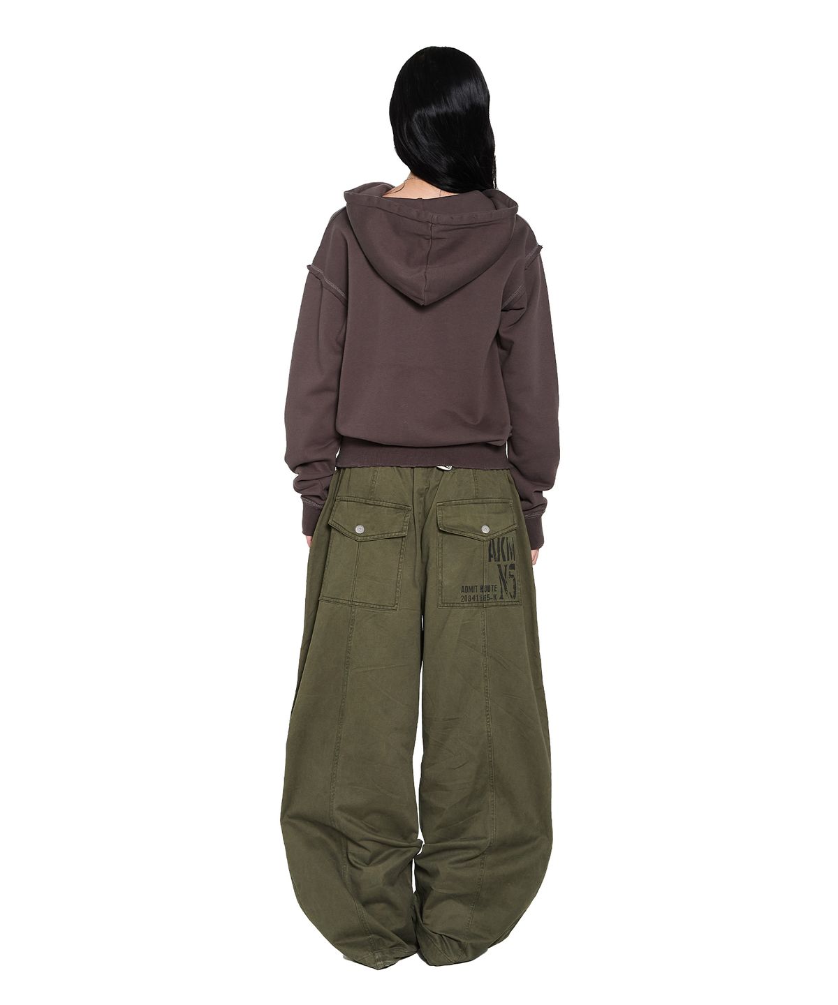 아캄(AAKAM) Knee Pin-Tuck Side Button Pants (Khaki)