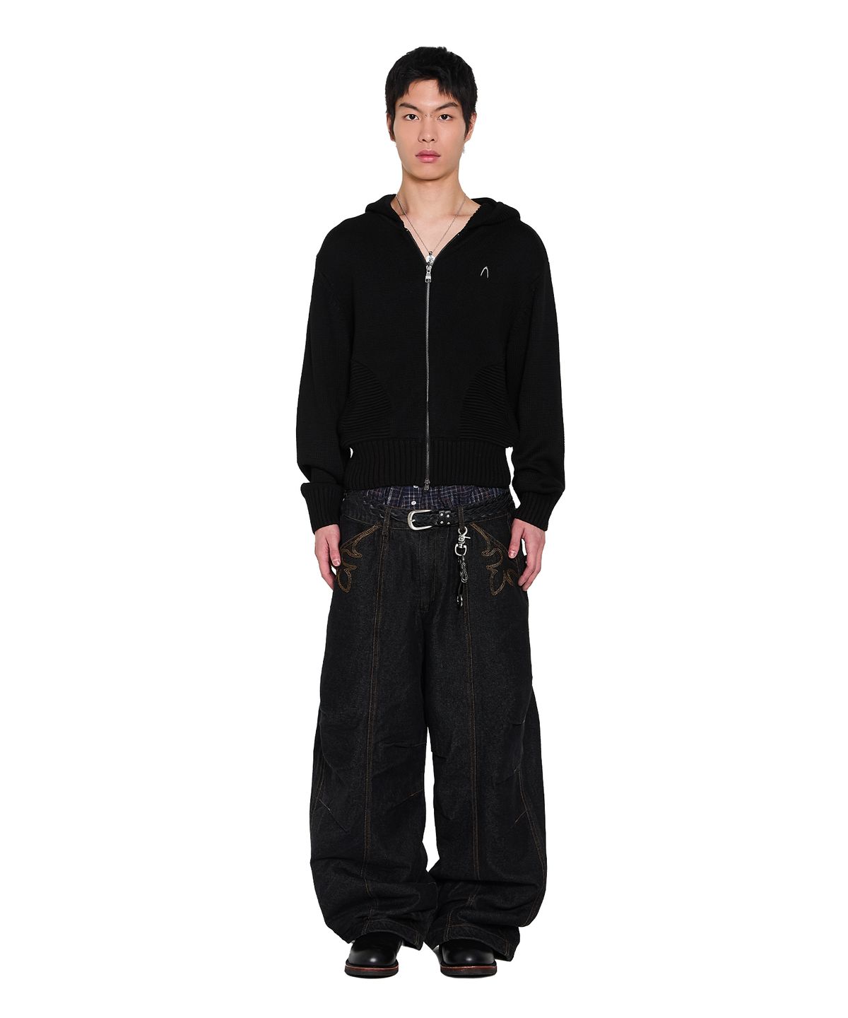 아캄(AAKAM) Structure Contrast Knitted Zip-Up Hoodie (Black)