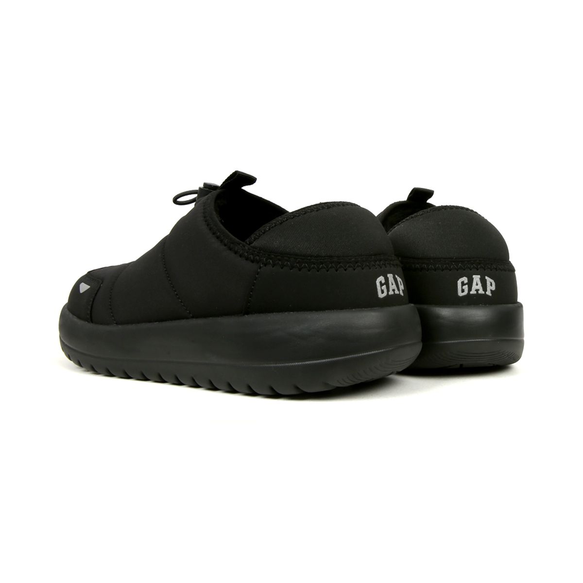 갭(GAP) 폴드 패딩 슬리퍼 블랙
