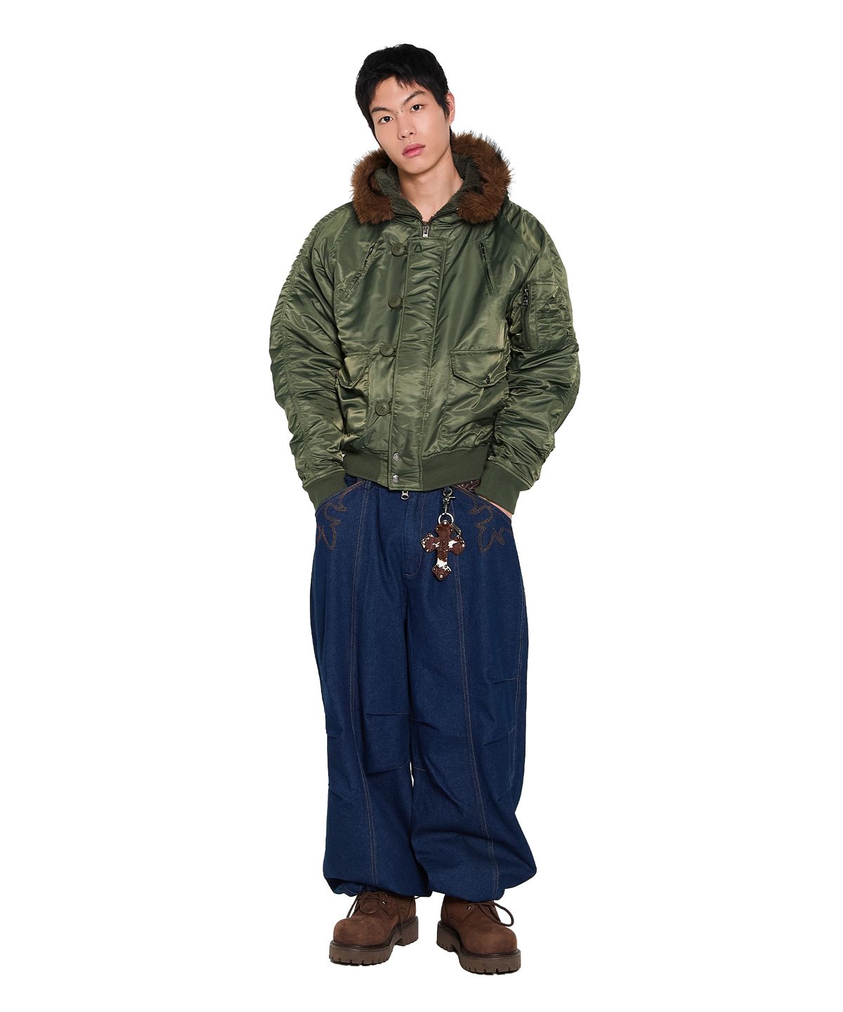 아캄(AAKAM) Hooded Fur MA-1 Jacket (Khaki)