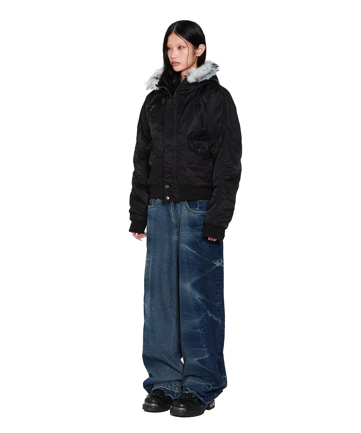 아캄(AAKAM) Hooded Fur MA-1 Jacket (Black)