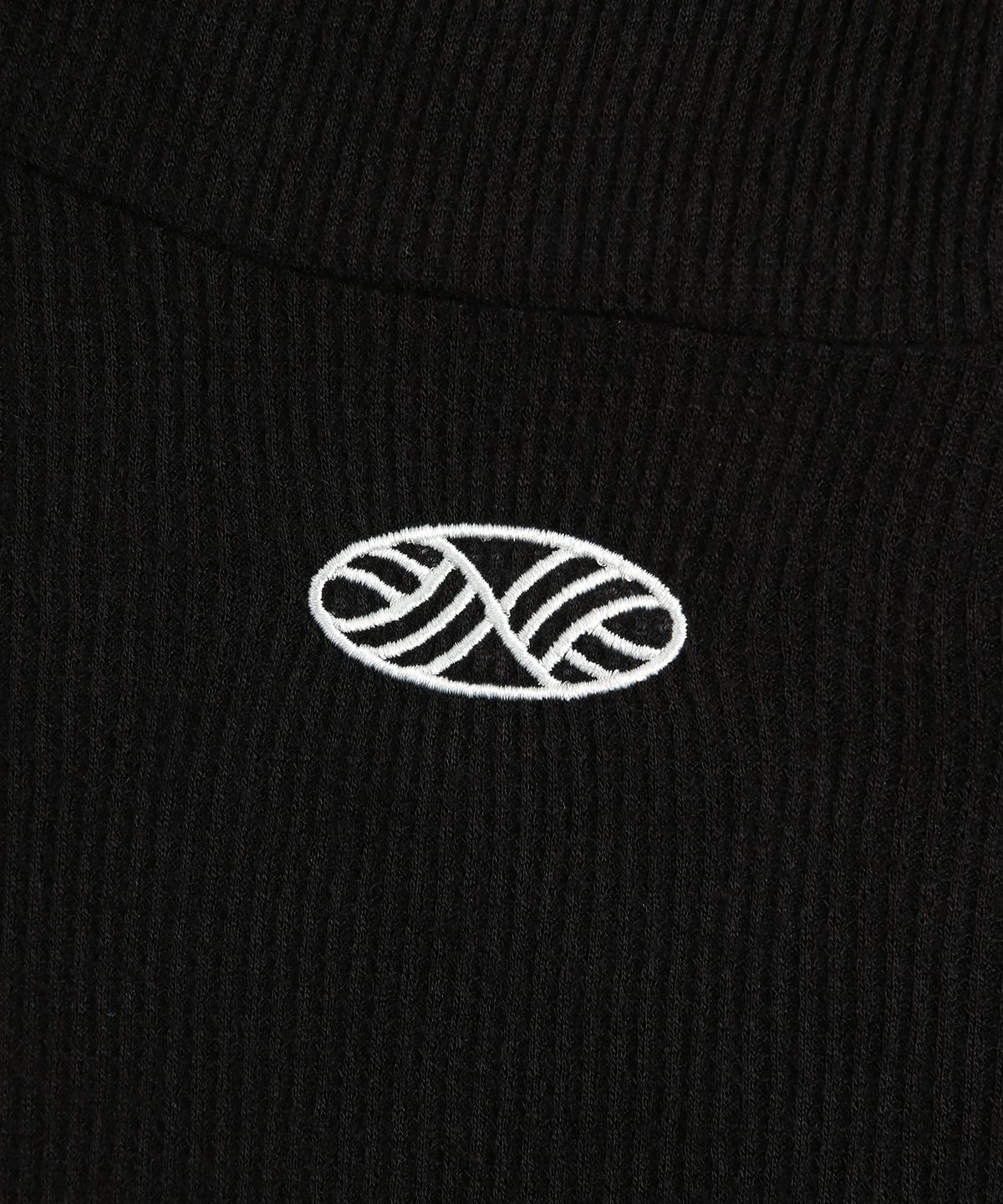 미나수(MENASOO) Wool High Neck Waffle Hoodie_Black