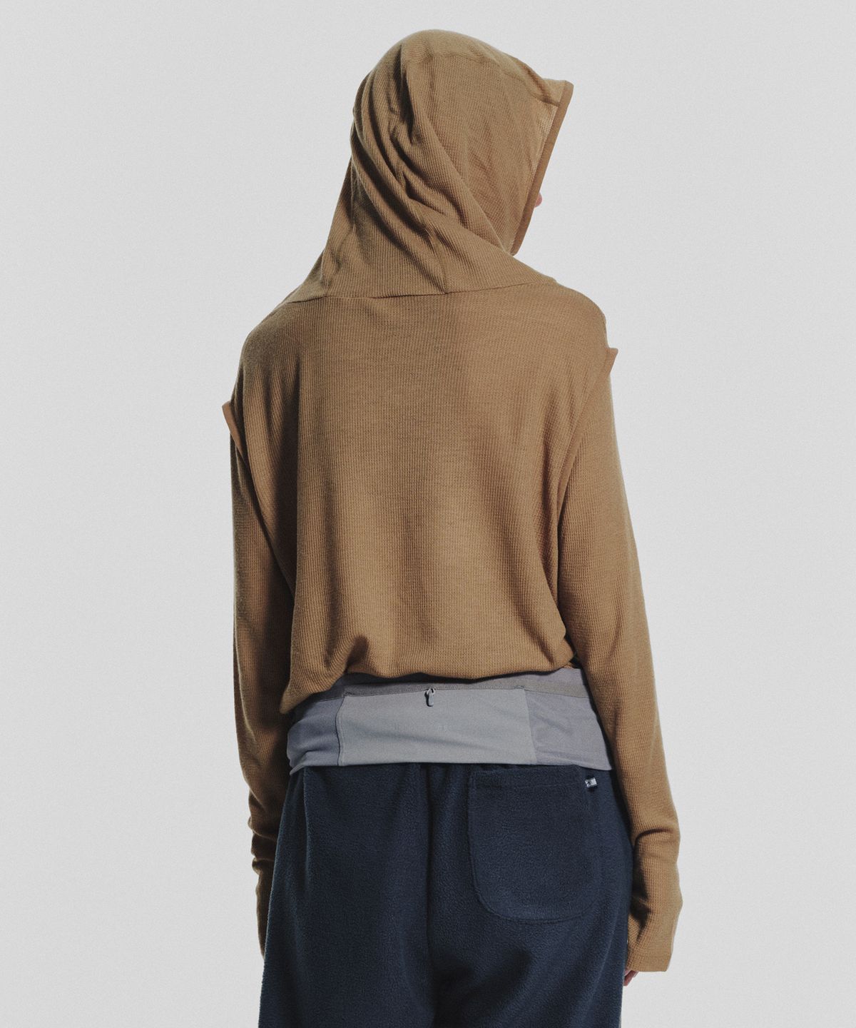 미나수(MENASOO) Wool High Neck Waffle Hoodie_Sand Beige