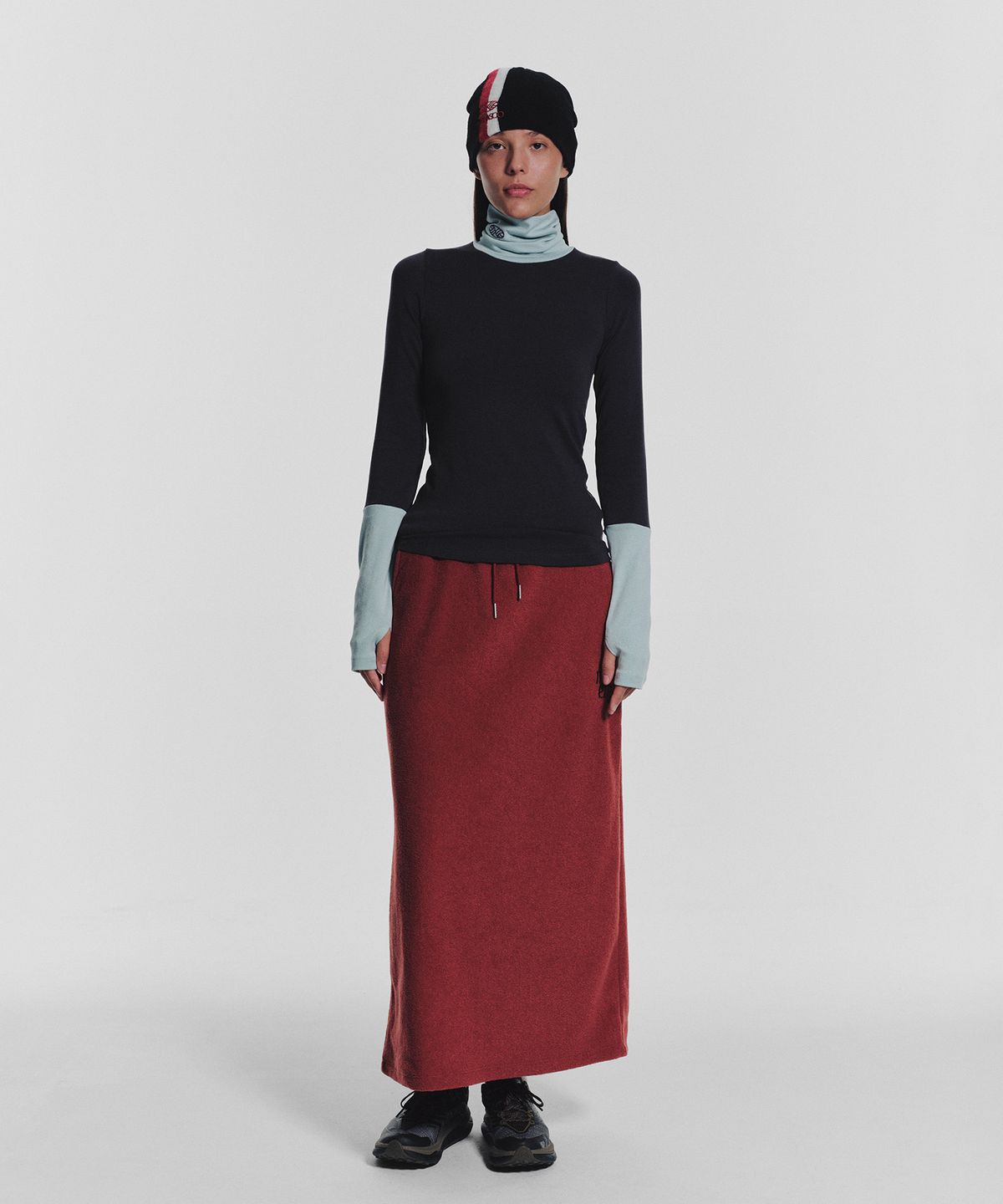 미나수(MENASOO) Track Warmer Color Turtleneck T Shirt_Charcoal