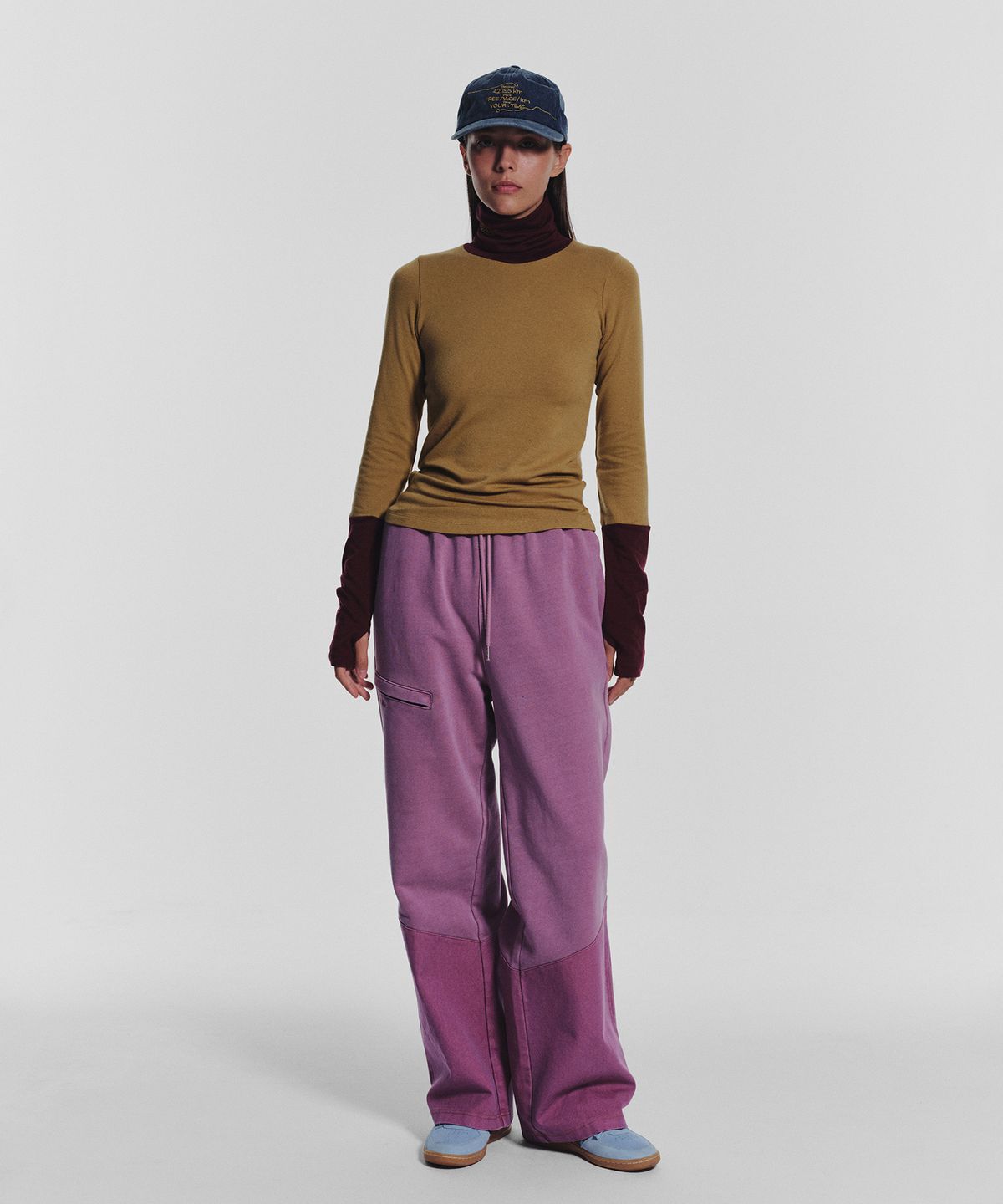 미나수(MENASOO) Track Warmer Color Turtleneck T Shirt_Mustard