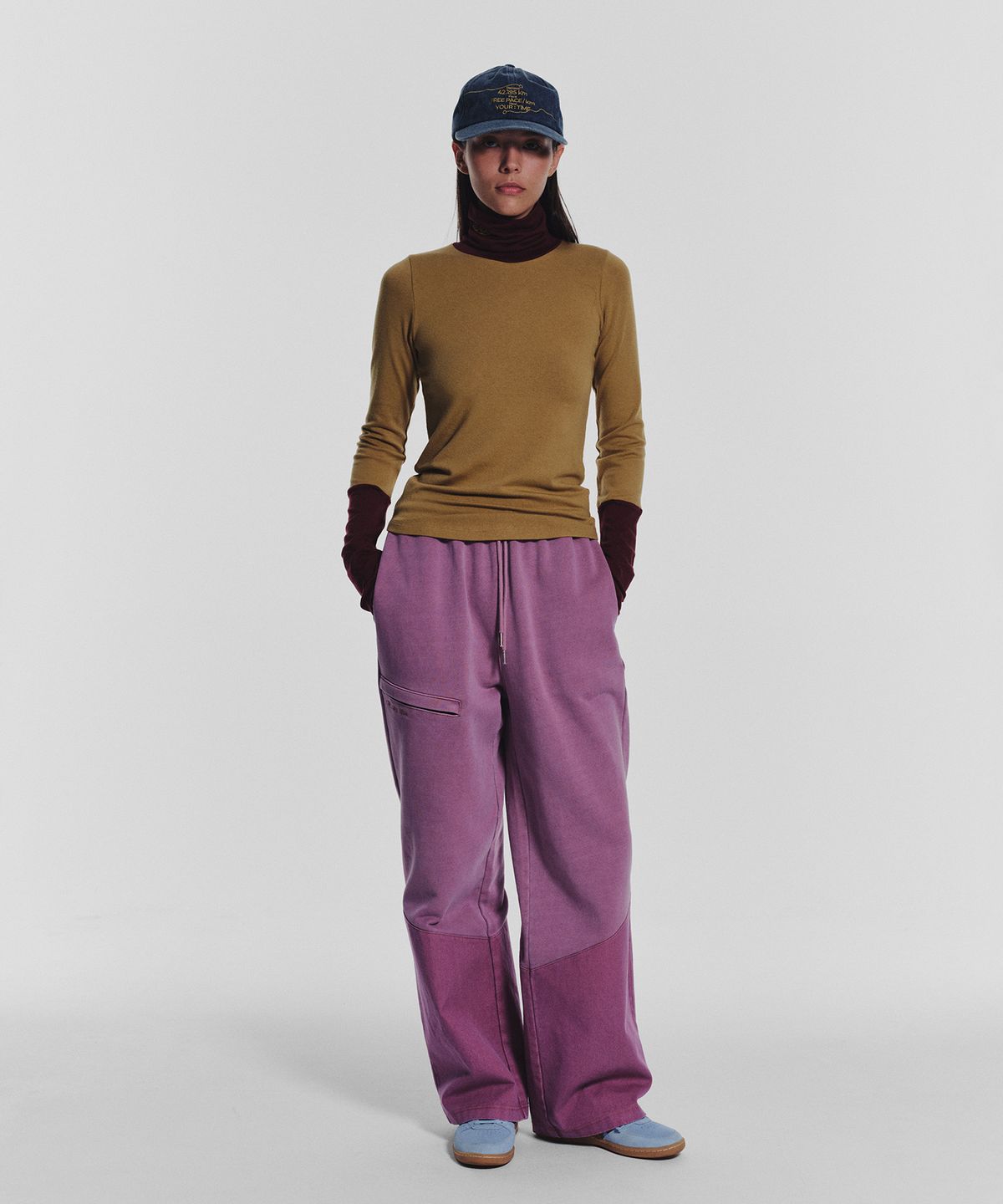 미나수(MENASOO) Track Warmer Color Turtleneck T Shirt_Mustard