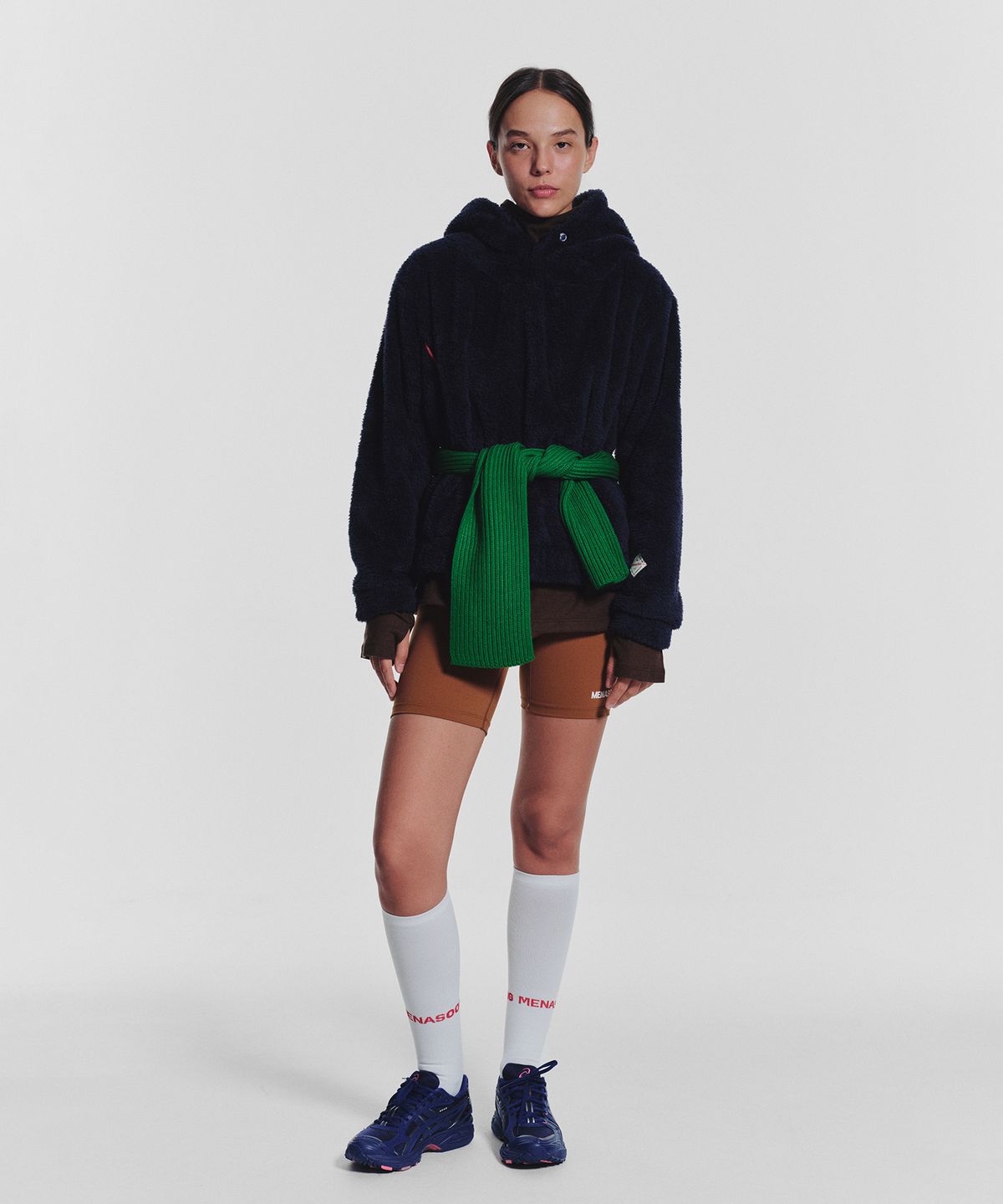 미나수(MENASOO) Pogme Fleece String Hoodie_Navy