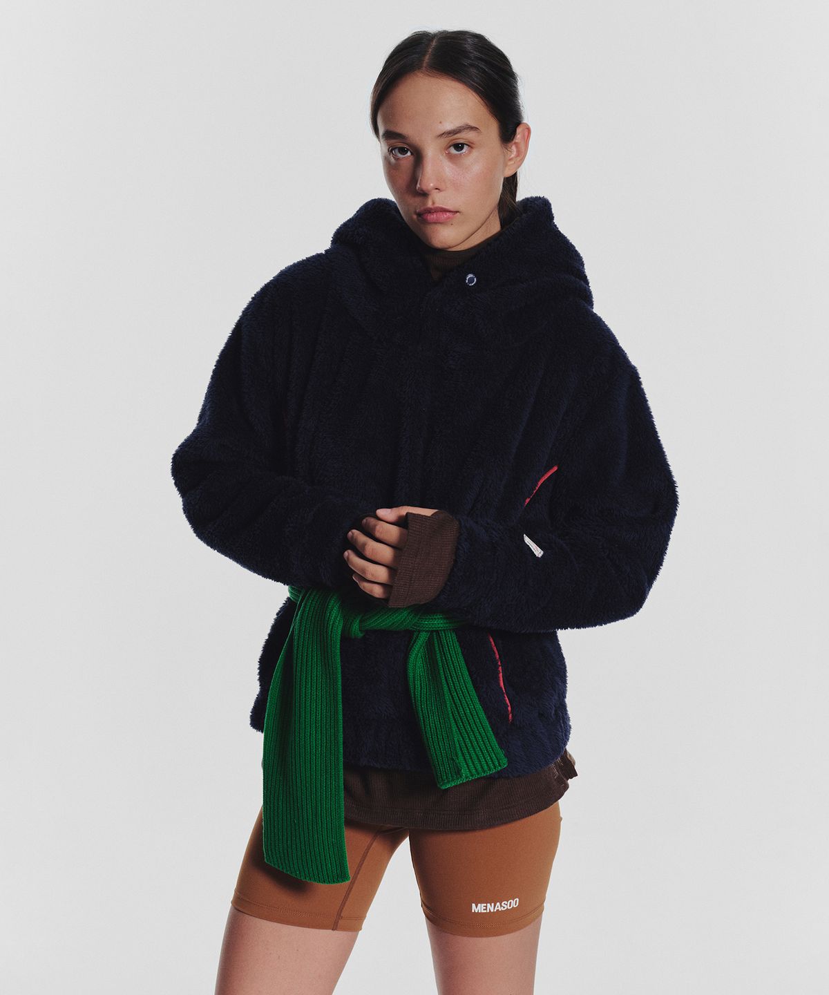 미나수(MENASOO) Pogme Fleece String Hoodie_Navy