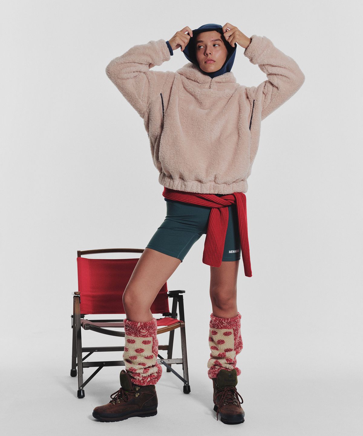 미나수(MENASOO) Pogme Fleece String Hoodie_Beige