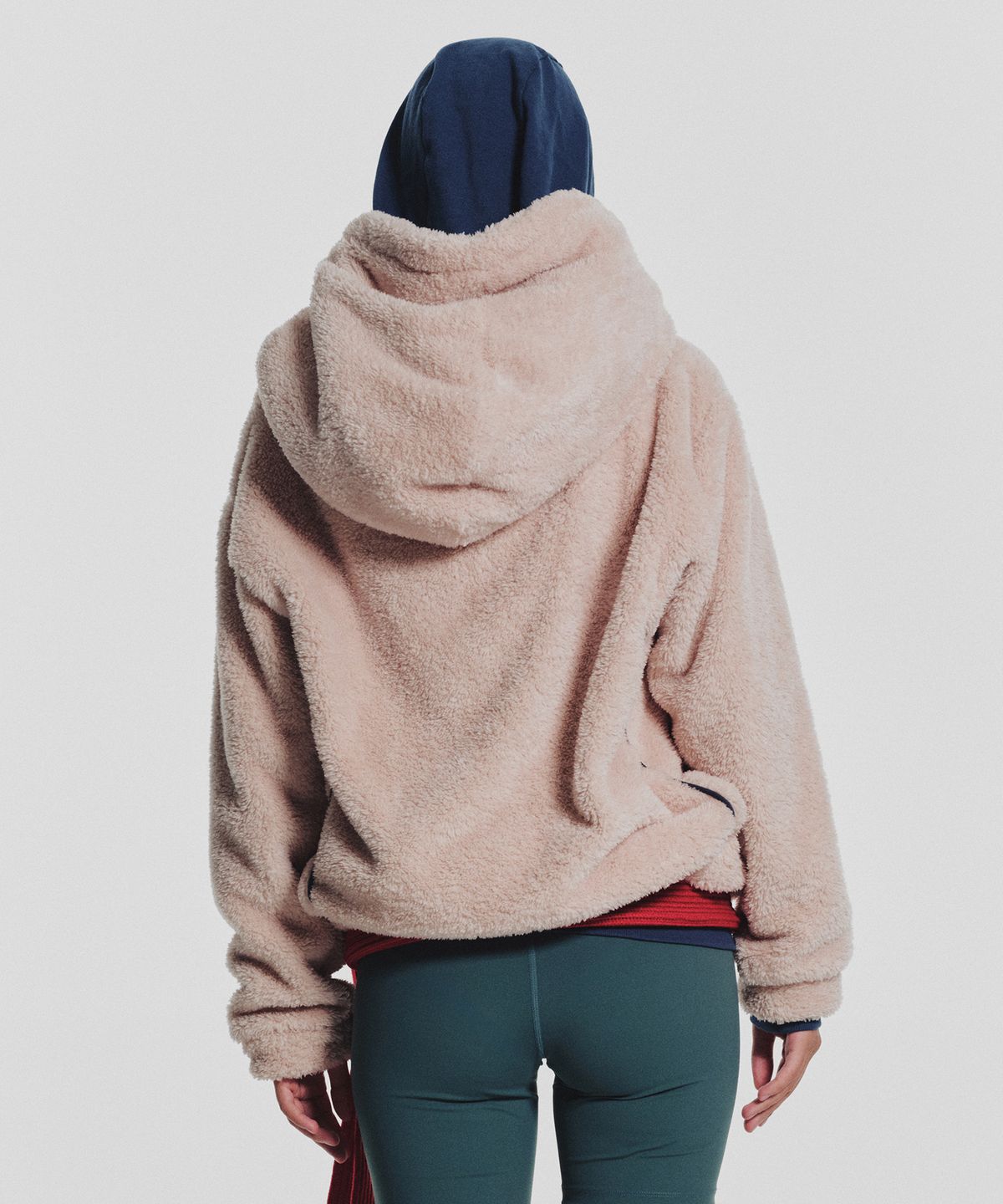 미나수(MENASOO) Pogme Fleece String Hoodie_Beige