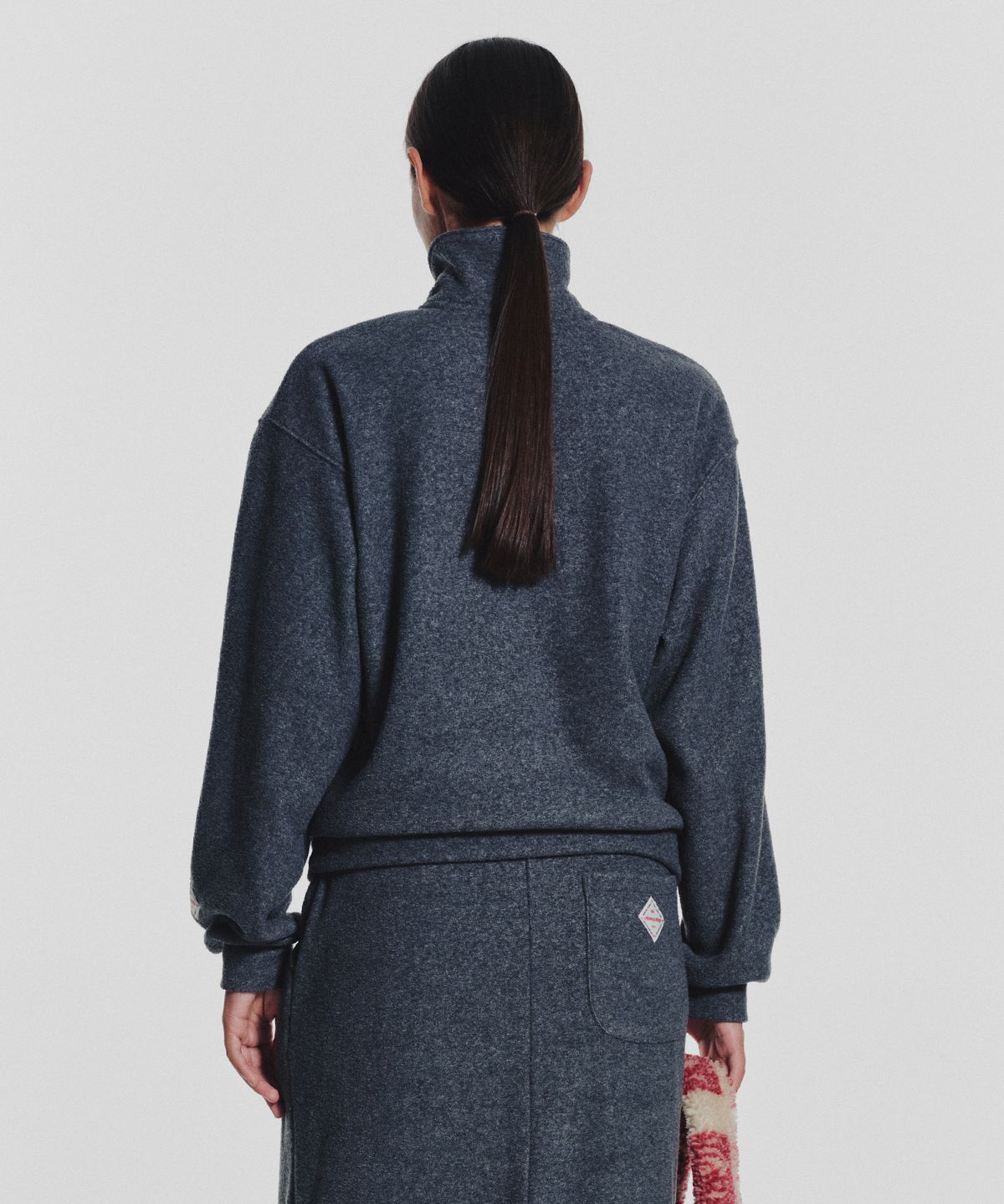 미나수(MENASOO) Terry Fleece Sweatshirt Half Zip Up_Charcoal