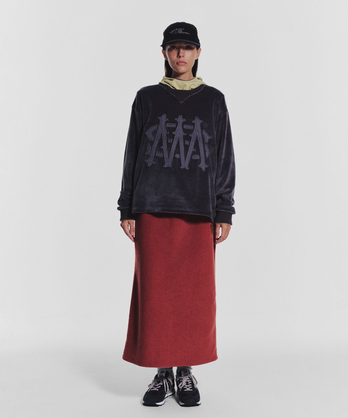 미나수(MENASOO) Terry Fleece Long Skirt_Red