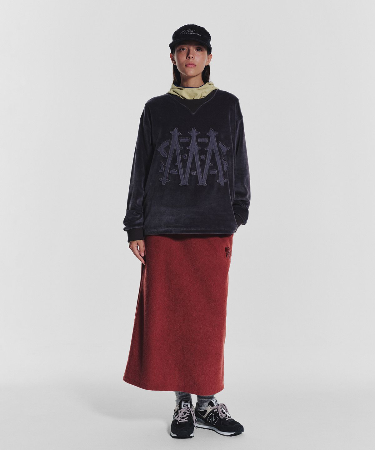 미나수(MENASOO) Terry Fleece Long Skirt_Red
