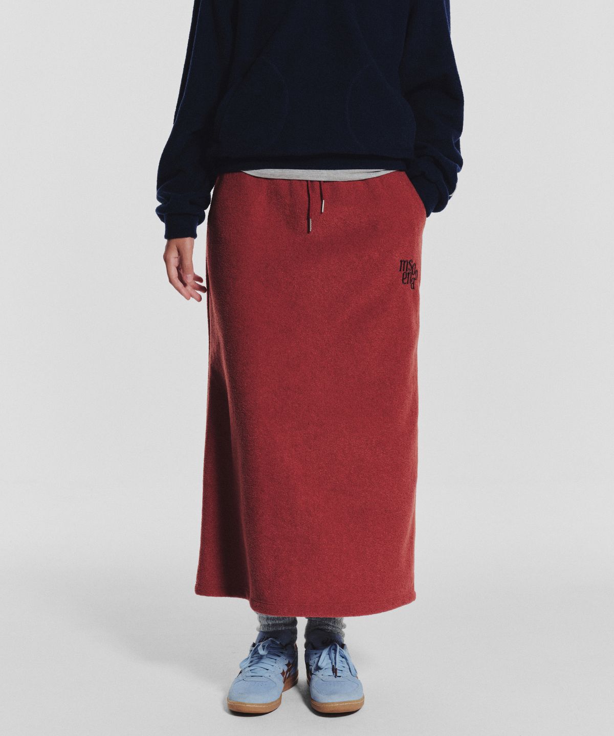 미나수(MENASOO) Terry Fleece Long Skirt_Red