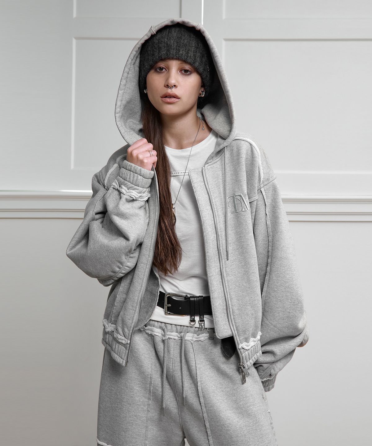 트리밍버드(TREEMINGBIRD) Cut-Out Set-up Sweat Jumper [ Melange Gray ]