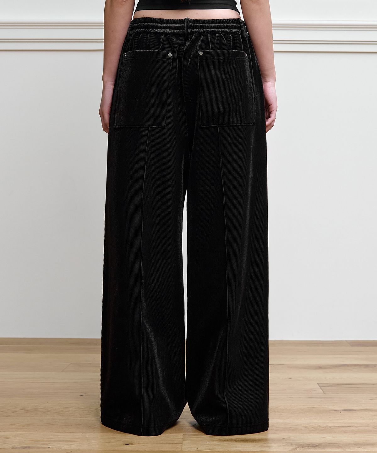 트리밍버드(TREEMINGBIRD) Velour Jersey Set-up Pants [ Black ]